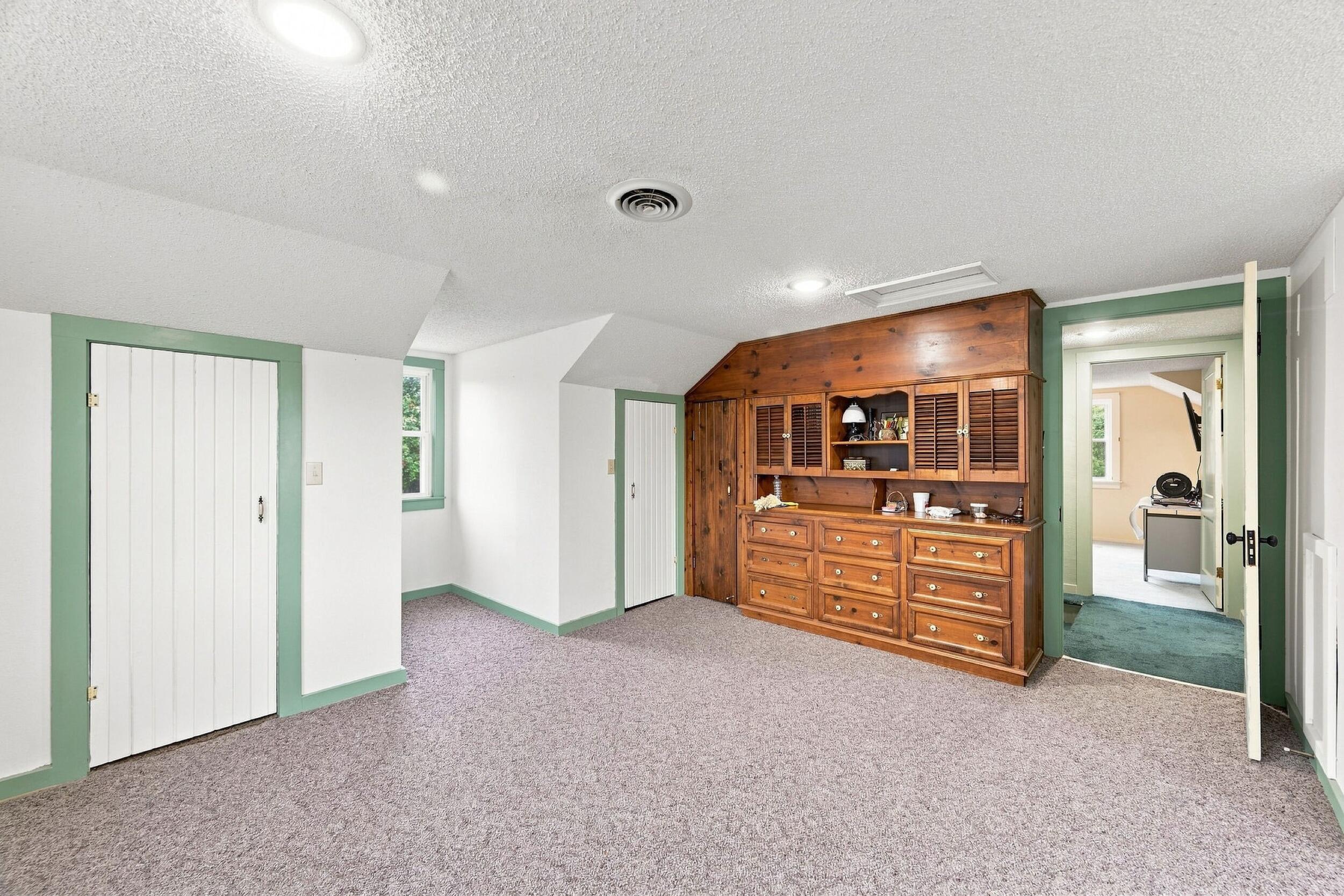 25327 Central Avenue Property Photo 20