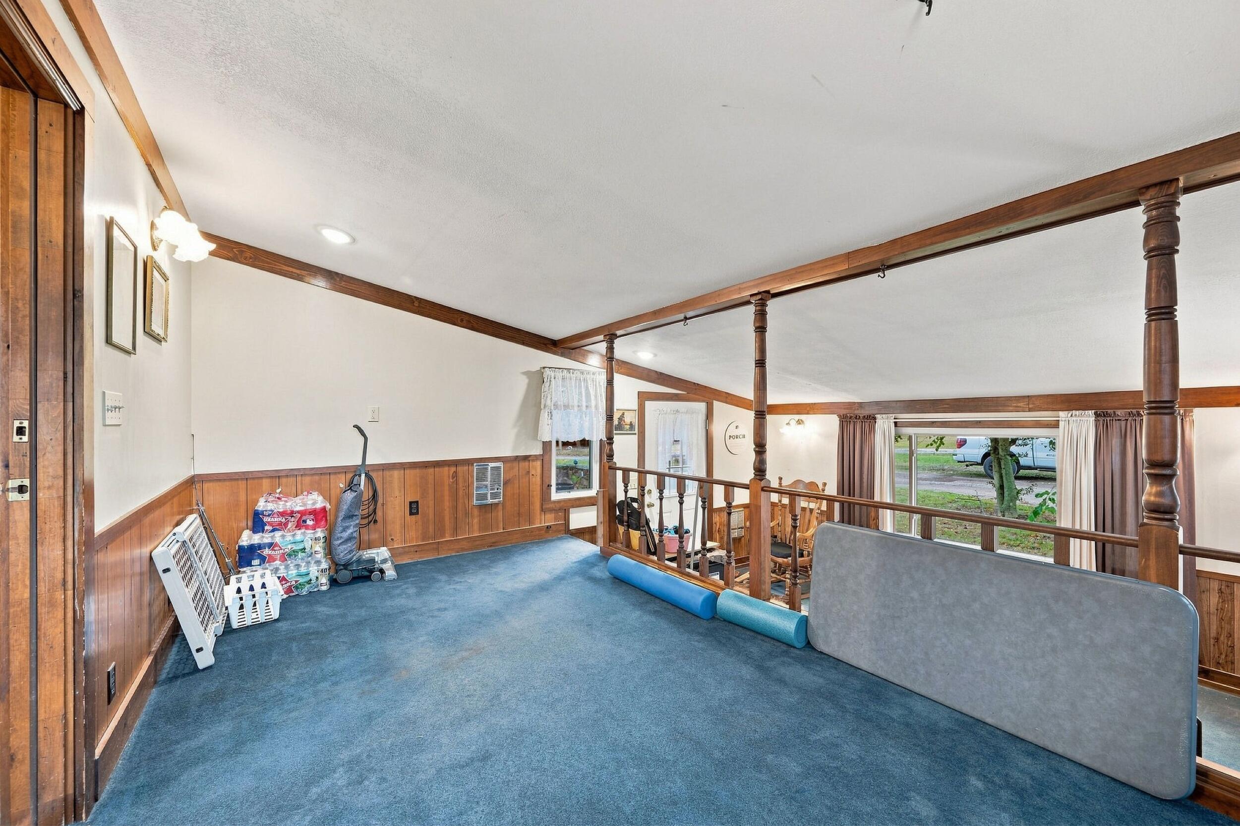 25327 Central Avenue Property Photo 33