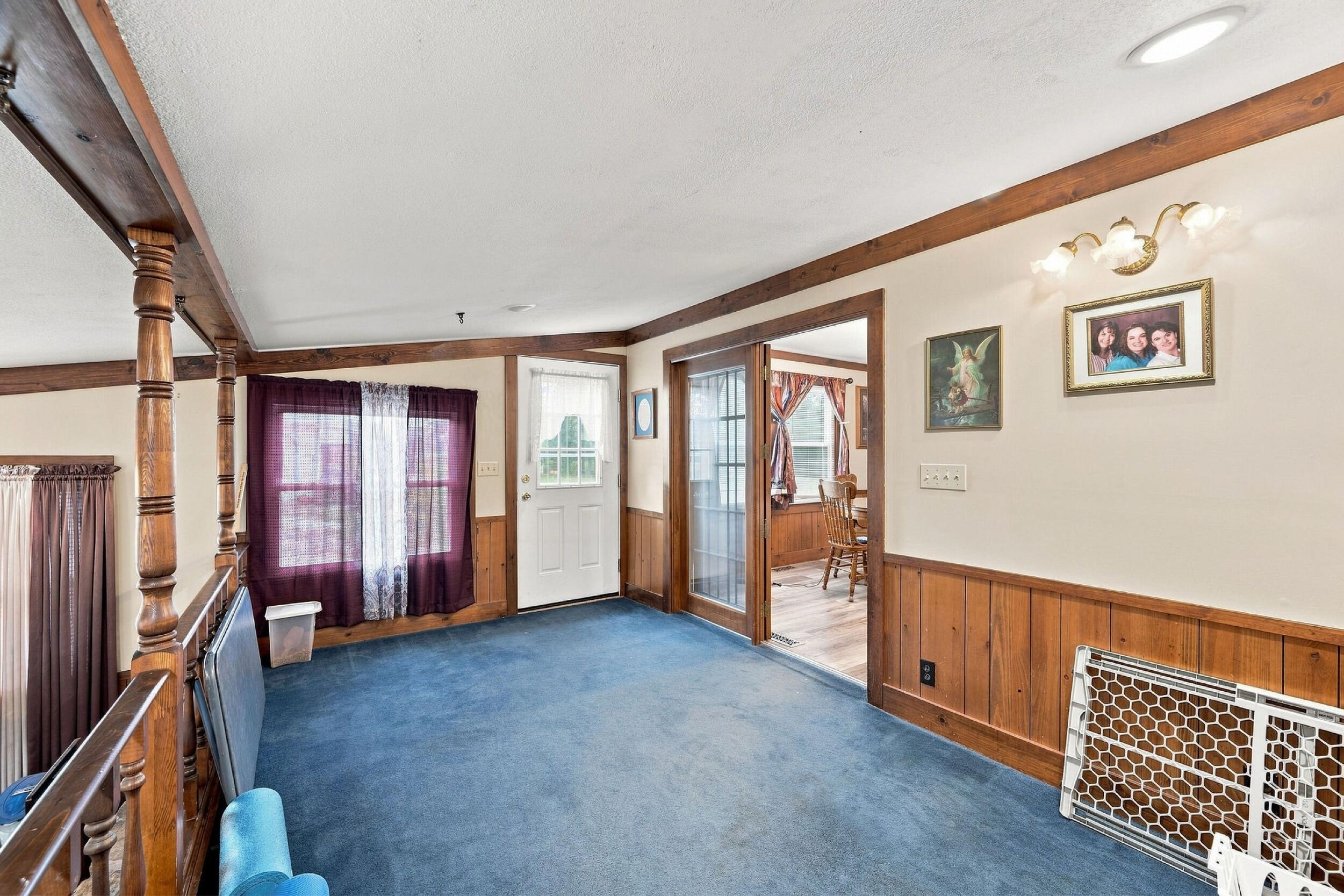25327 Central Avenue Property Photo 34
