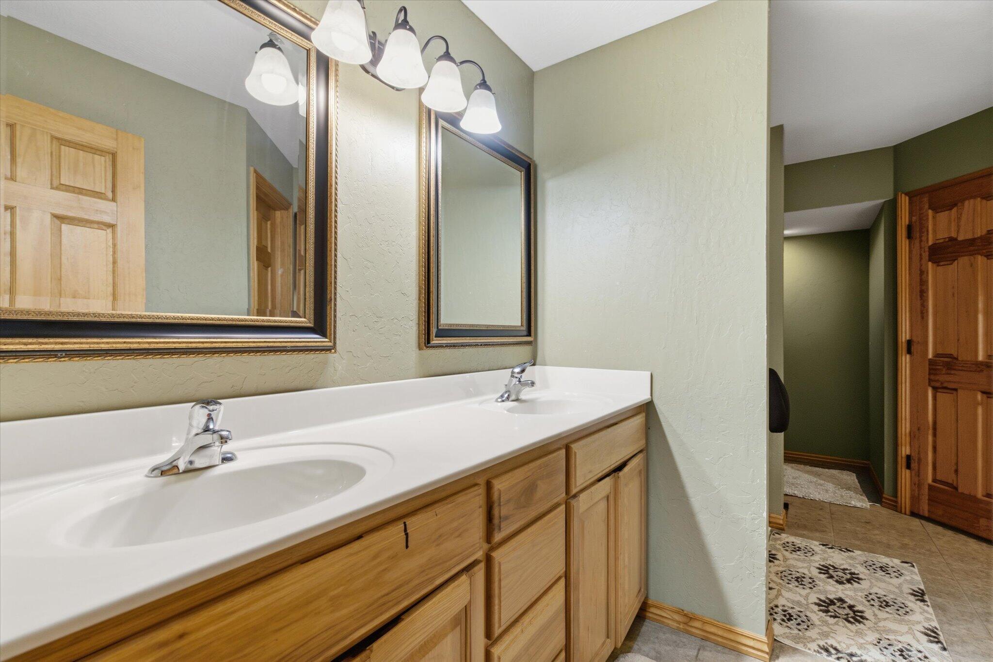195 Meadow Hill Lane Property Photo 19