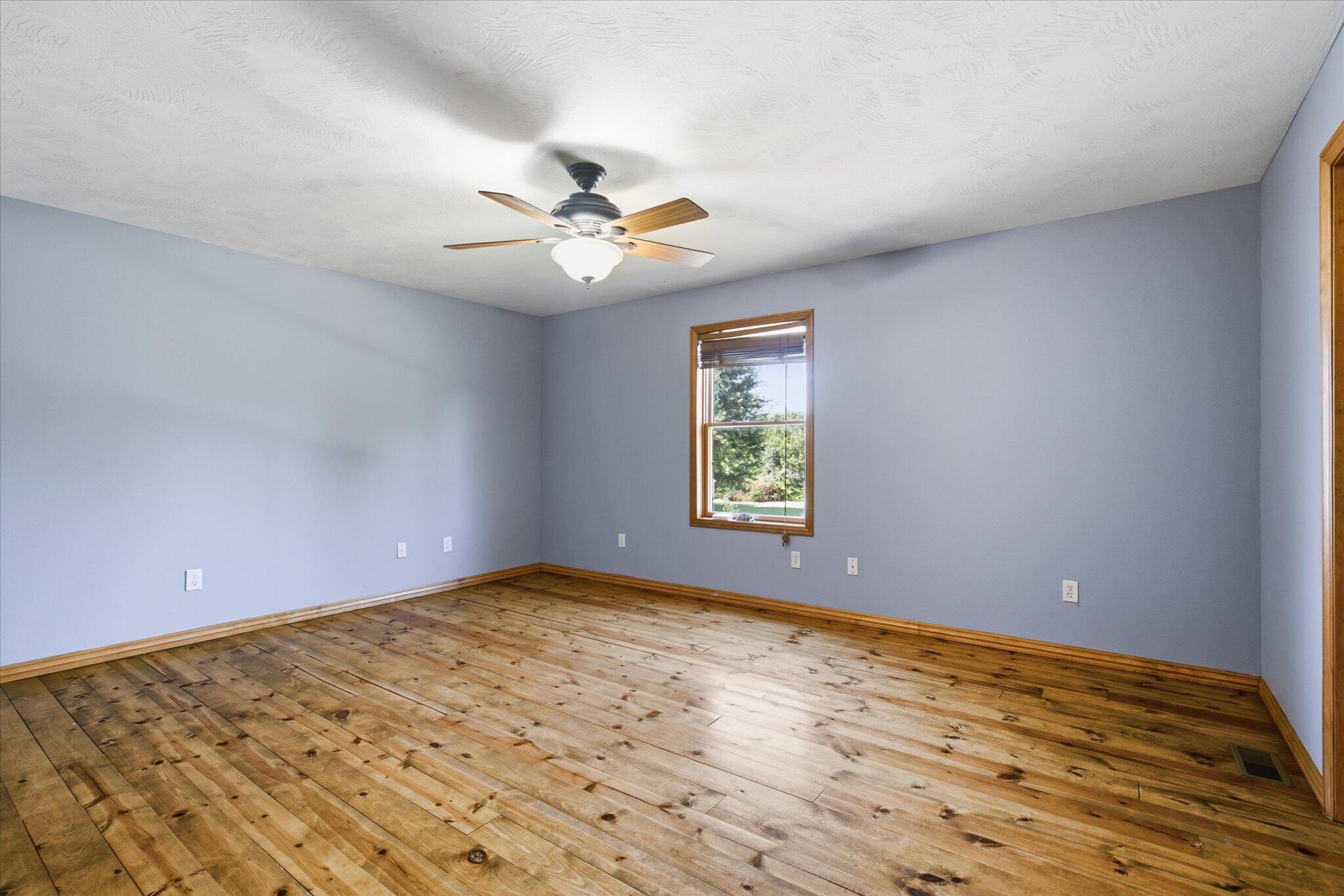 195 Meadow Hill Lane Property Photo 26