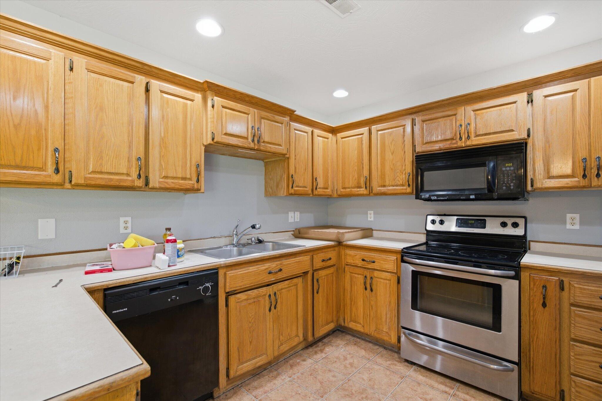 195 Meadow Hill Lane Property Photo 39