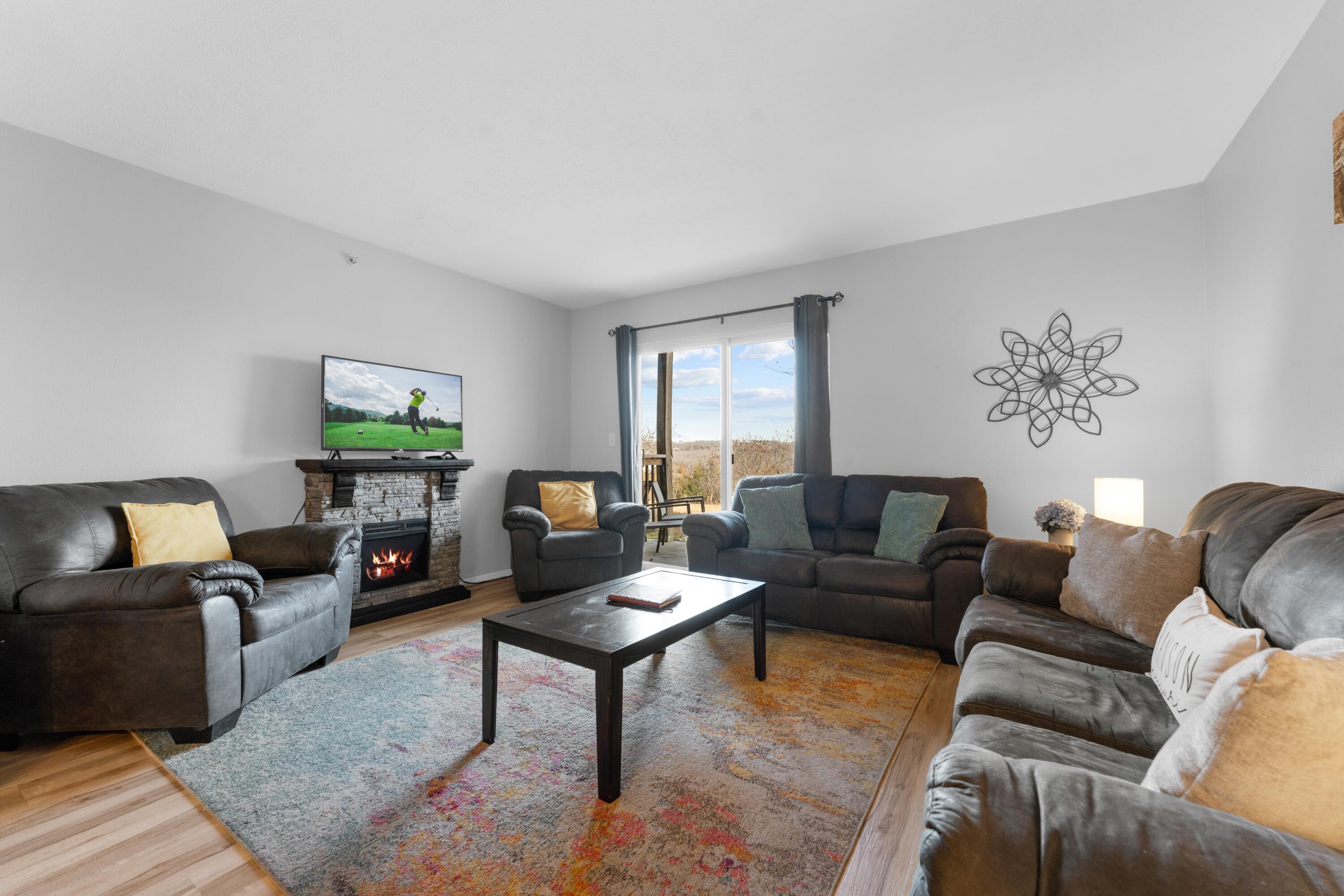 2911 Vineyards Parkway 2 Property Photo 1