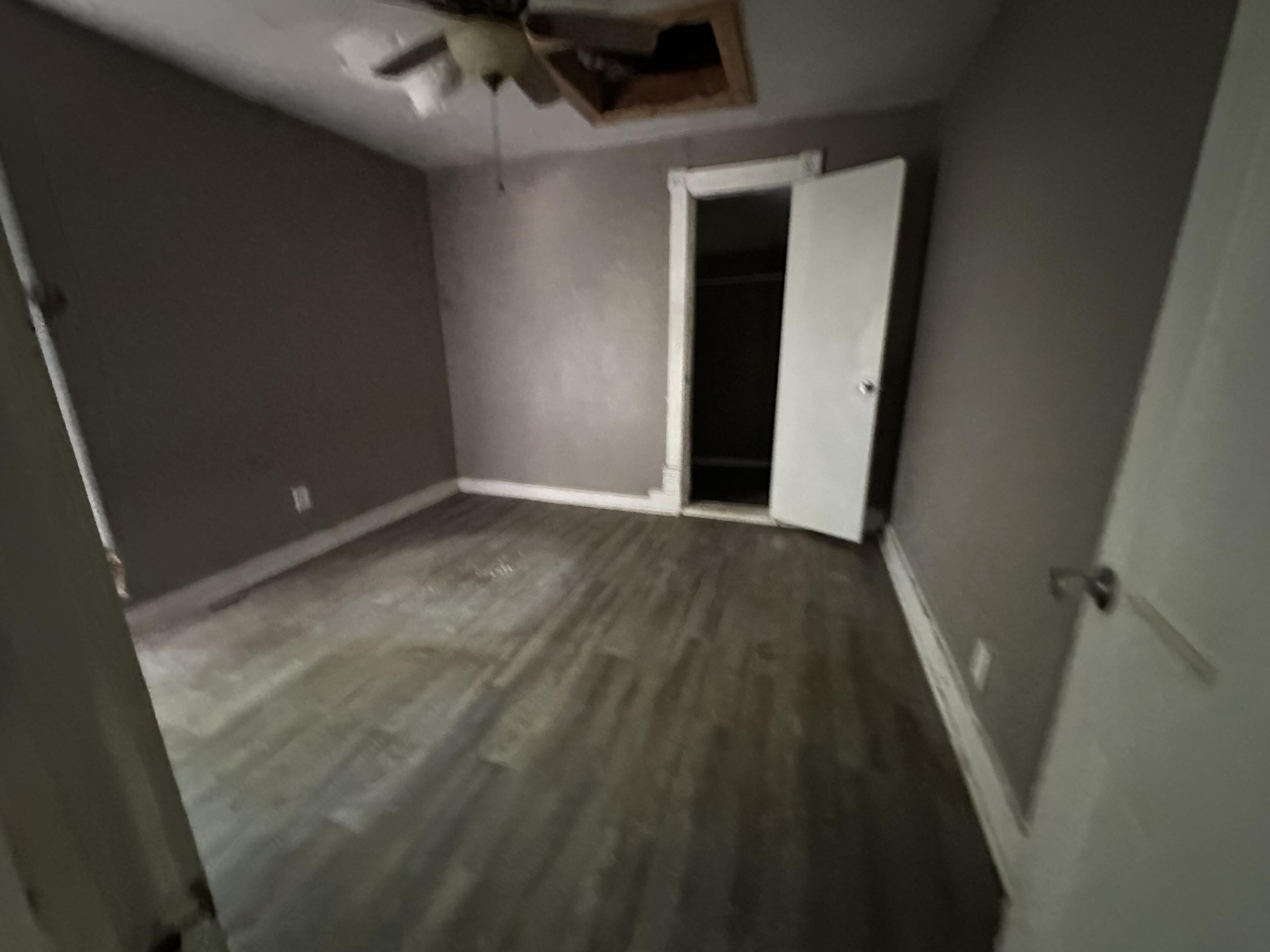 1201 North Davies Avenue Property Photo 6