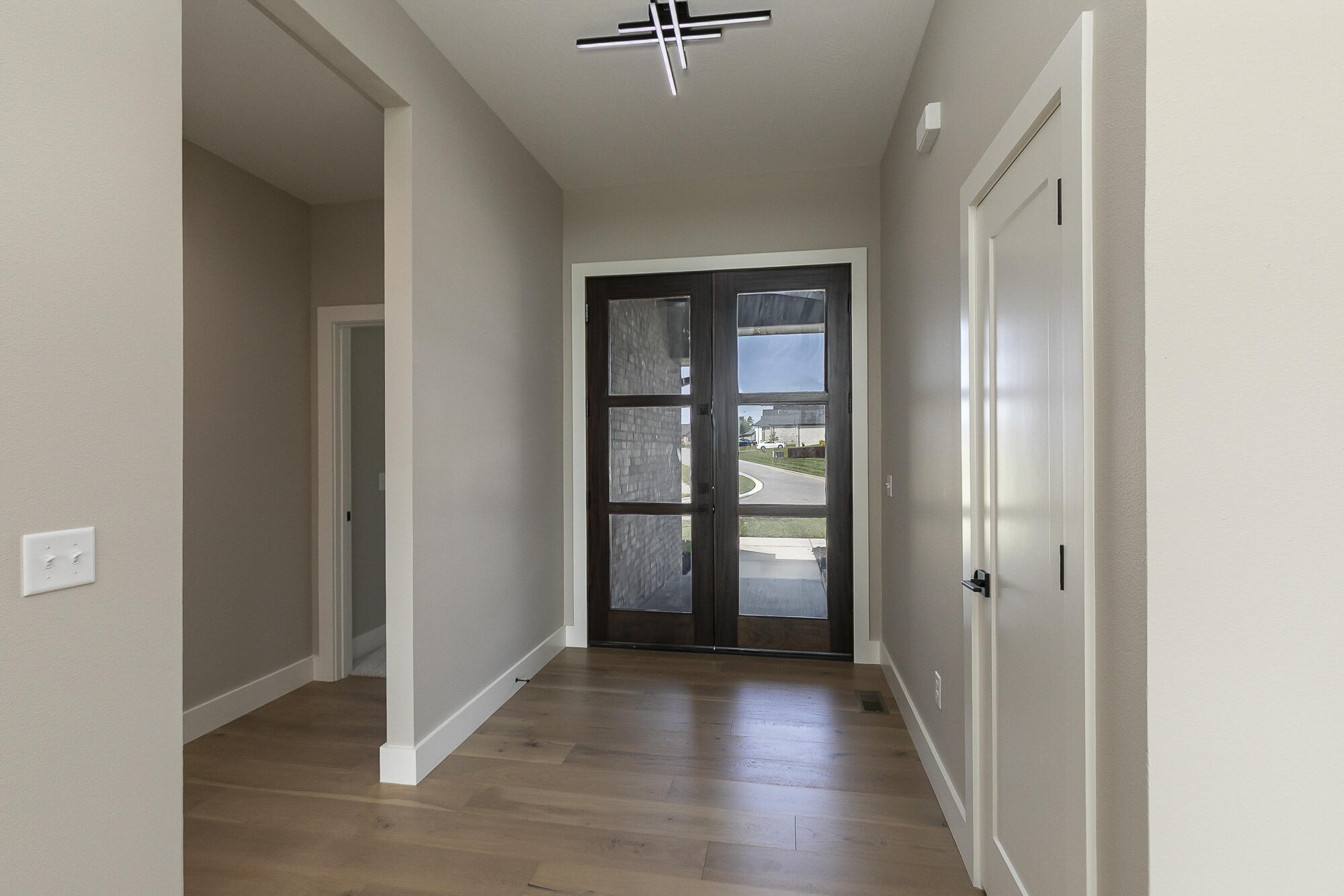 2066 North Unbridled Court Property Photo 5