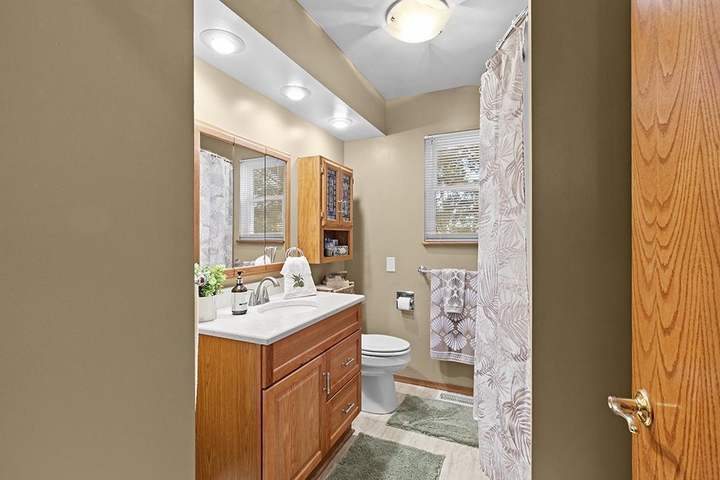 3711 Silver Creek Road Property Photo 15