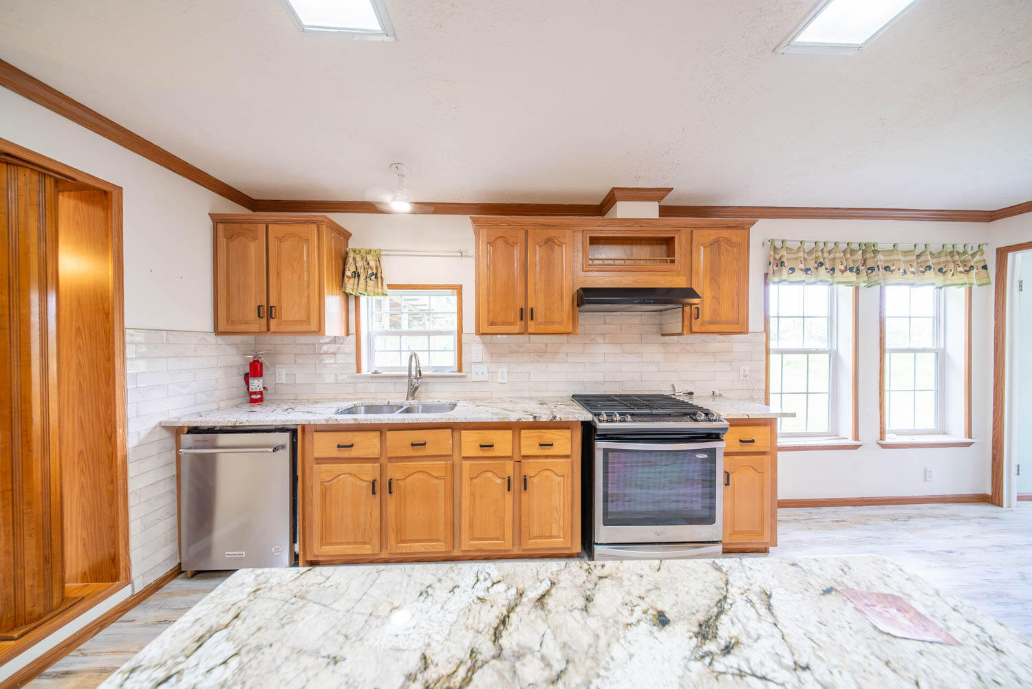 13917 County Road 6910 Property Photo 7