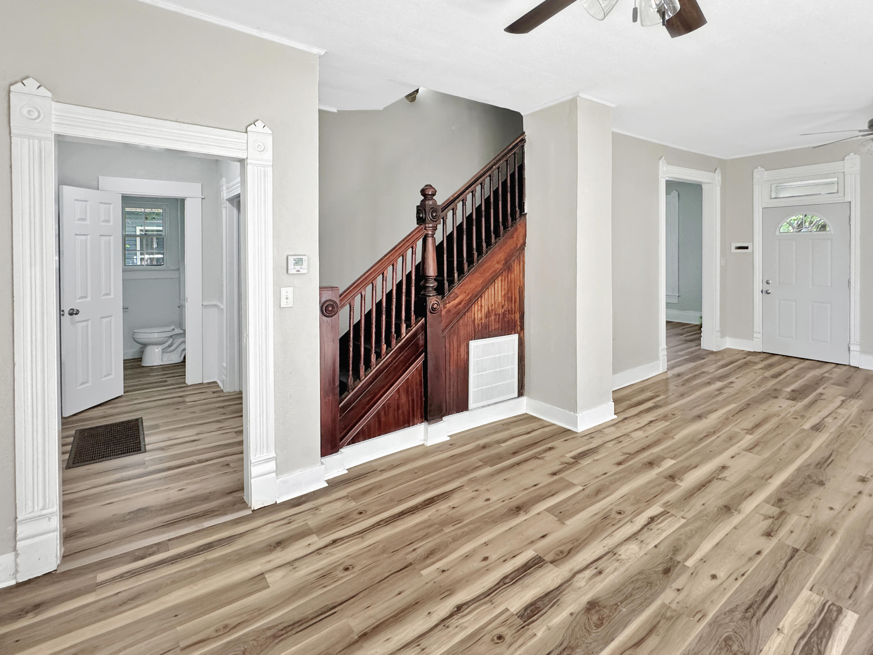 516 South Jackson Avenue Property Photo 2