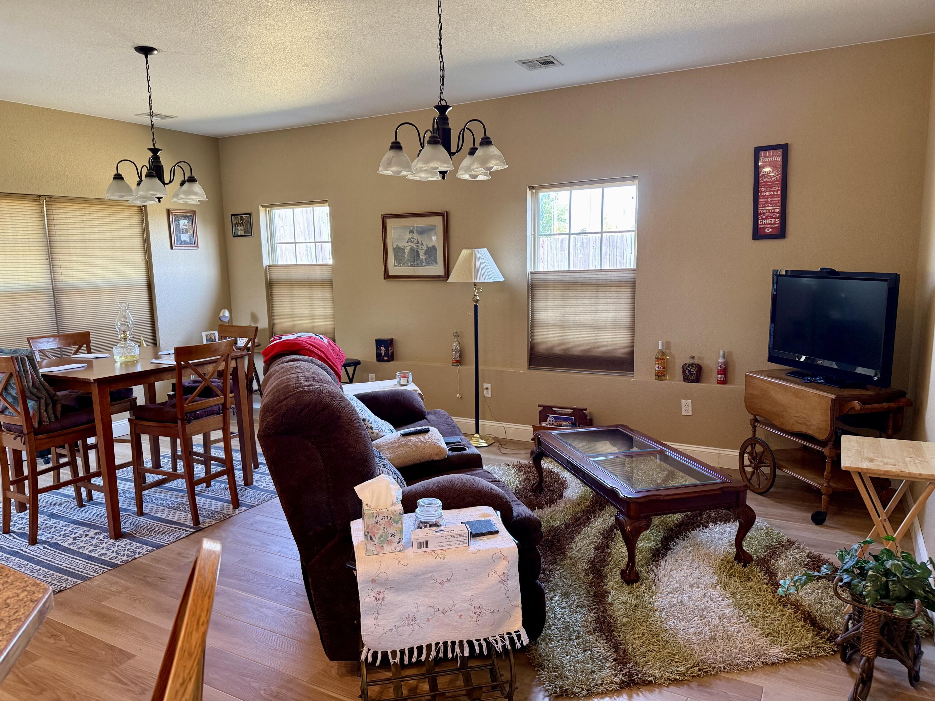 2610 South Adele Avenue Property Photo 10