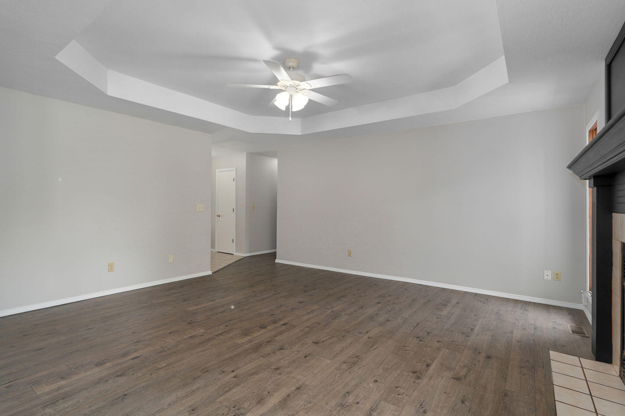 4851 East Weeping Willow Lane Property Photo 10