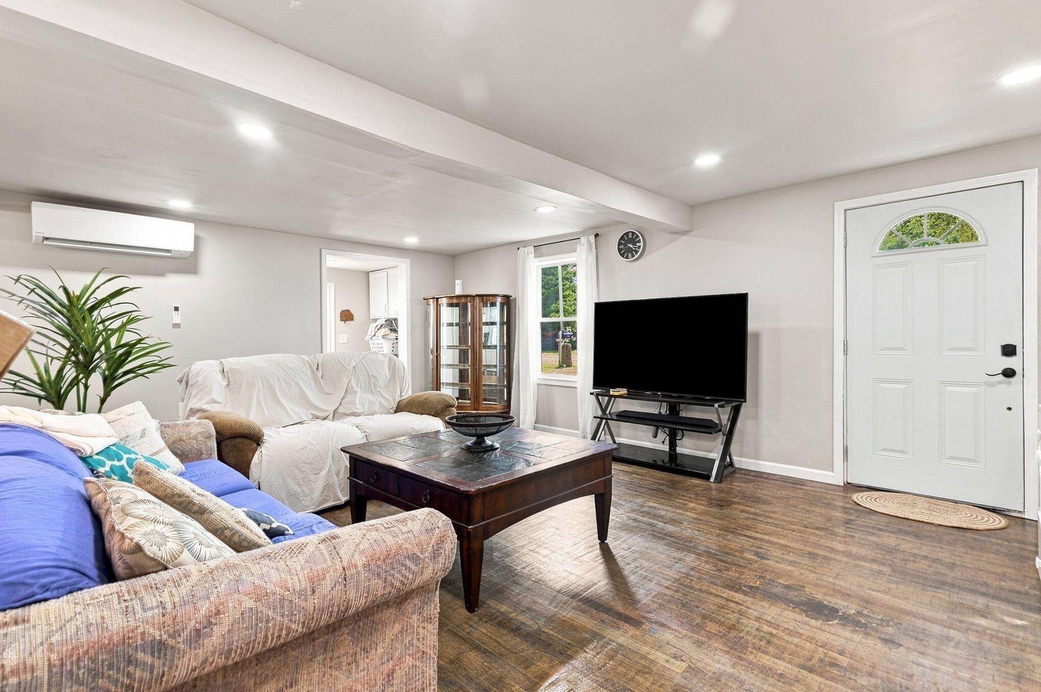 623 South Center Street Property Photo 2
