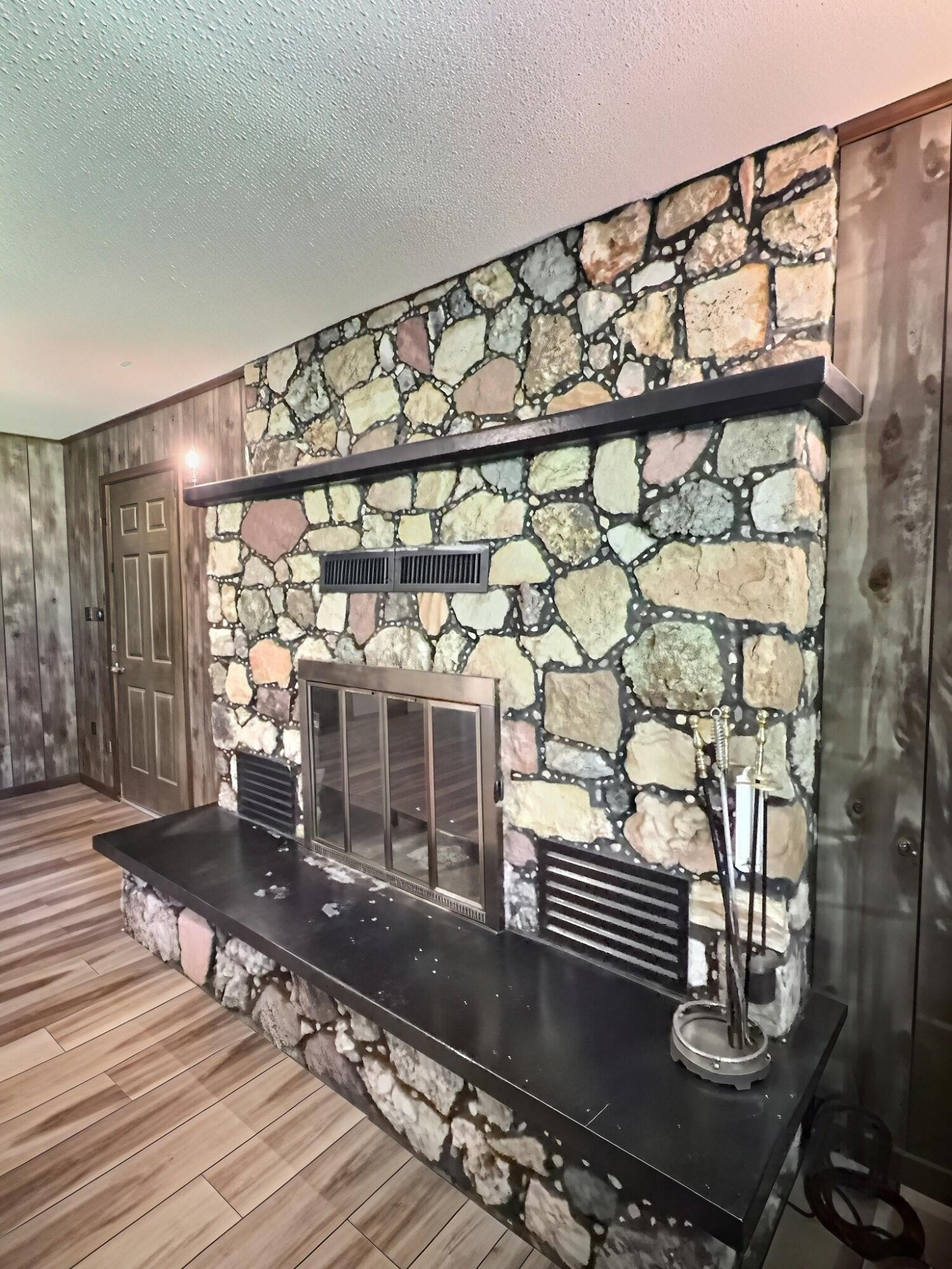 8214 Cr 563 Property Photo 8