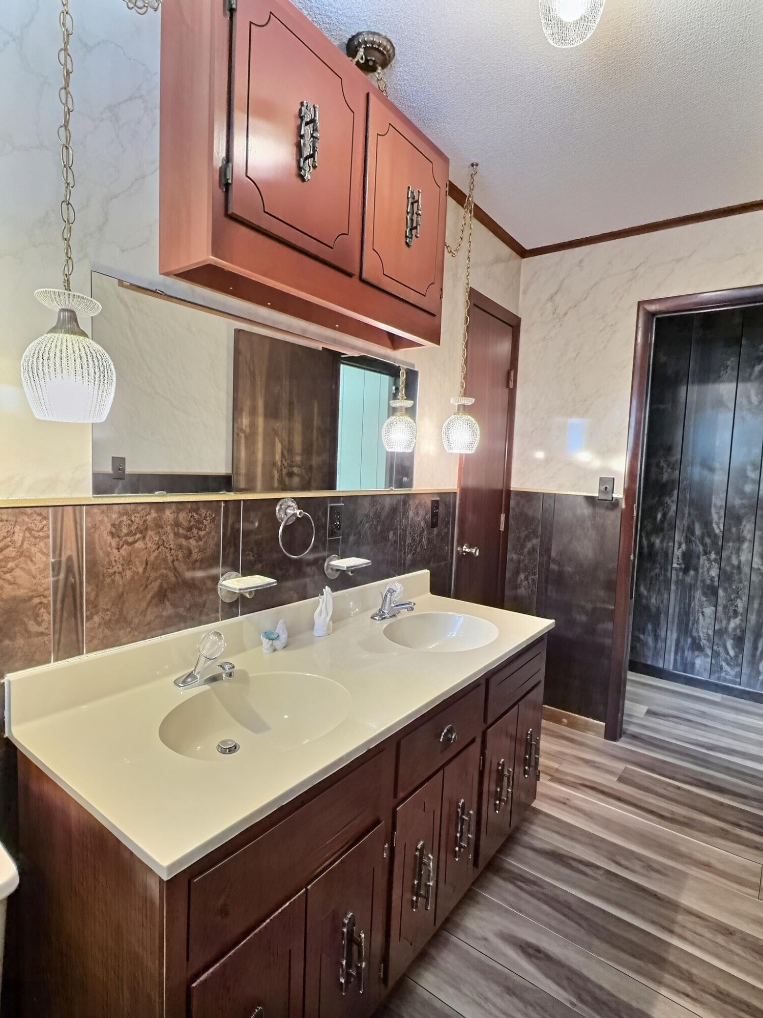 8214 Cr 563 Property Photo 22
