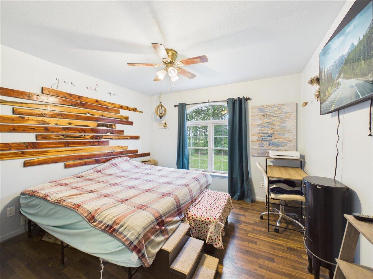 23175 County Road 181 Property Photo 4
