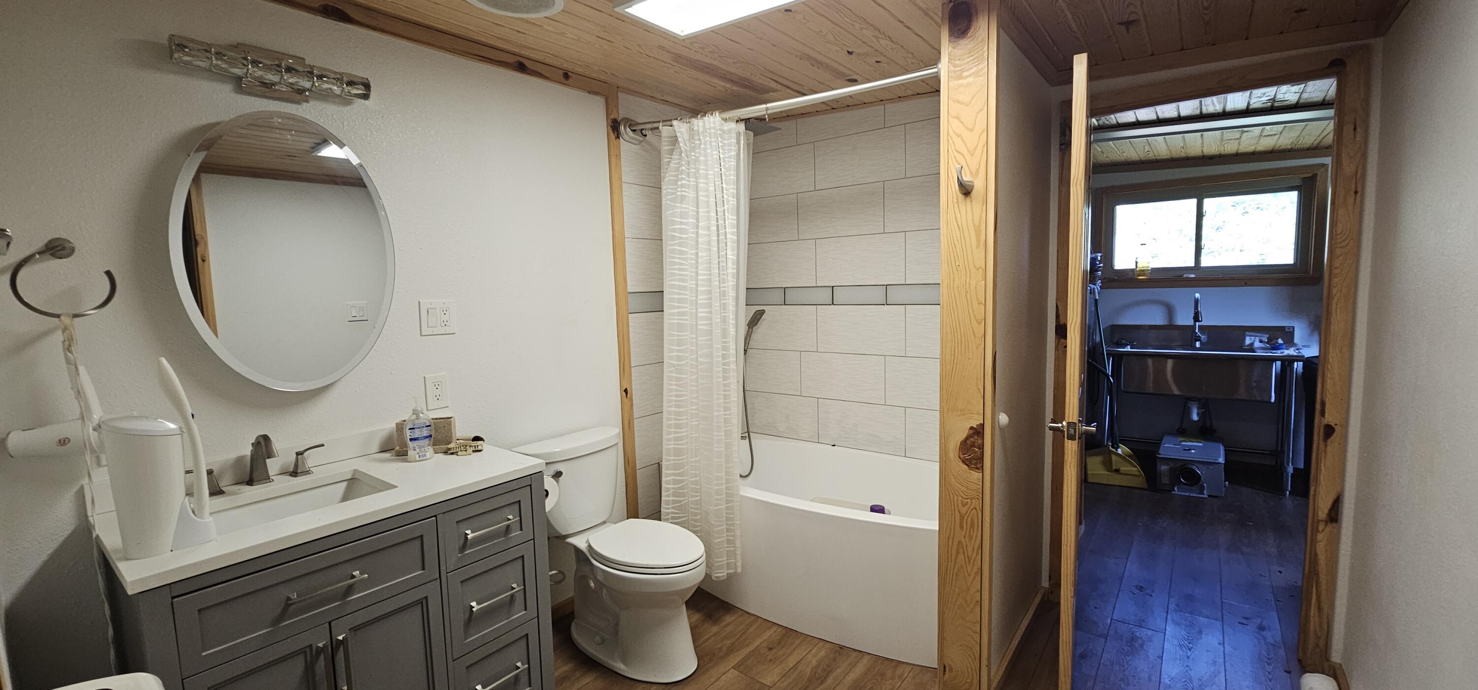 2830 County Road 7780 Property Photo 14