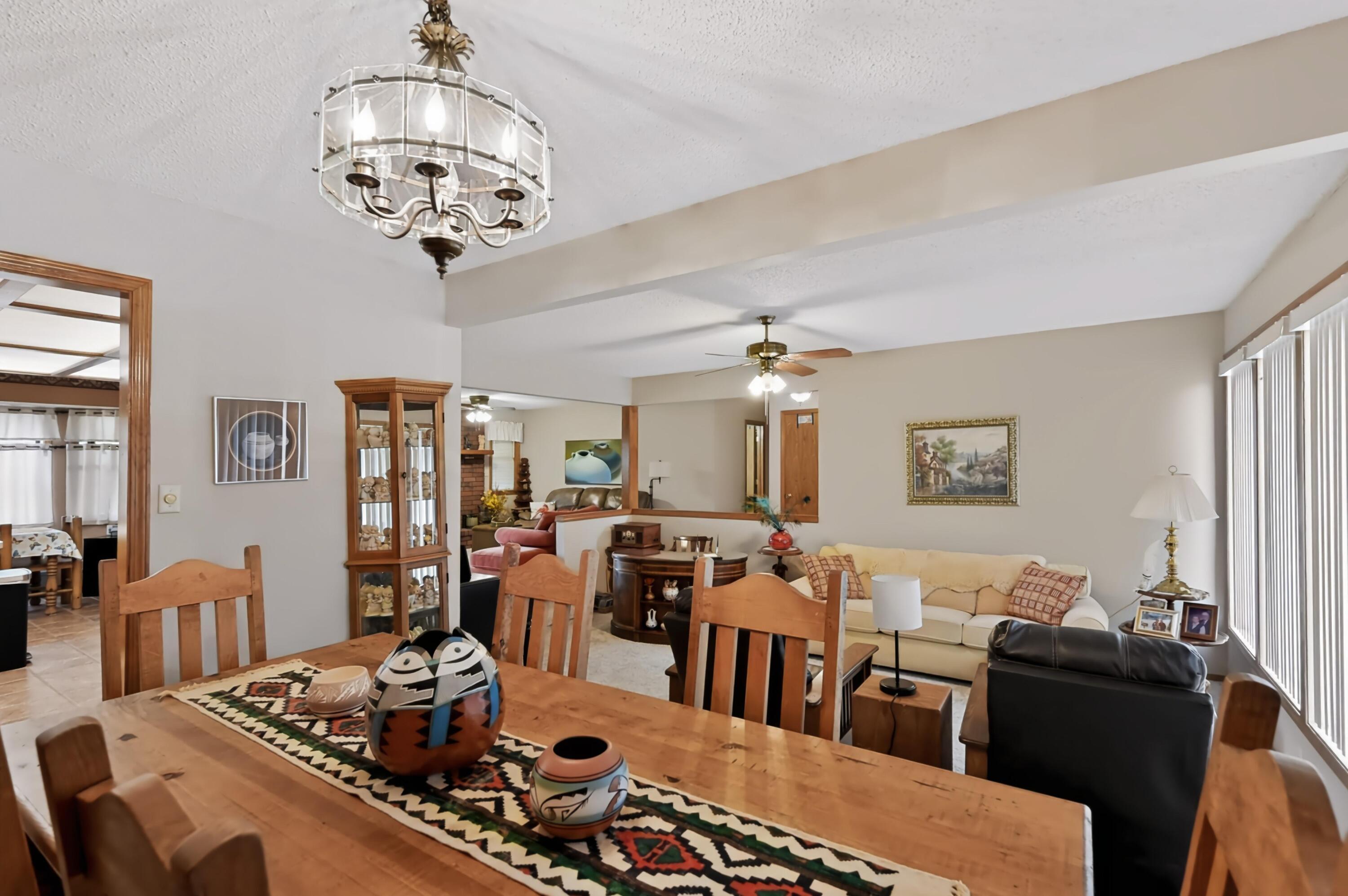 2219 Twin Hills Drive Property Photo 14