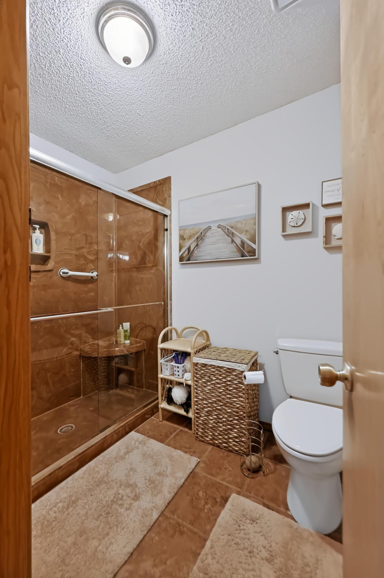 2219 Twin Hills Drive Property Photo 35