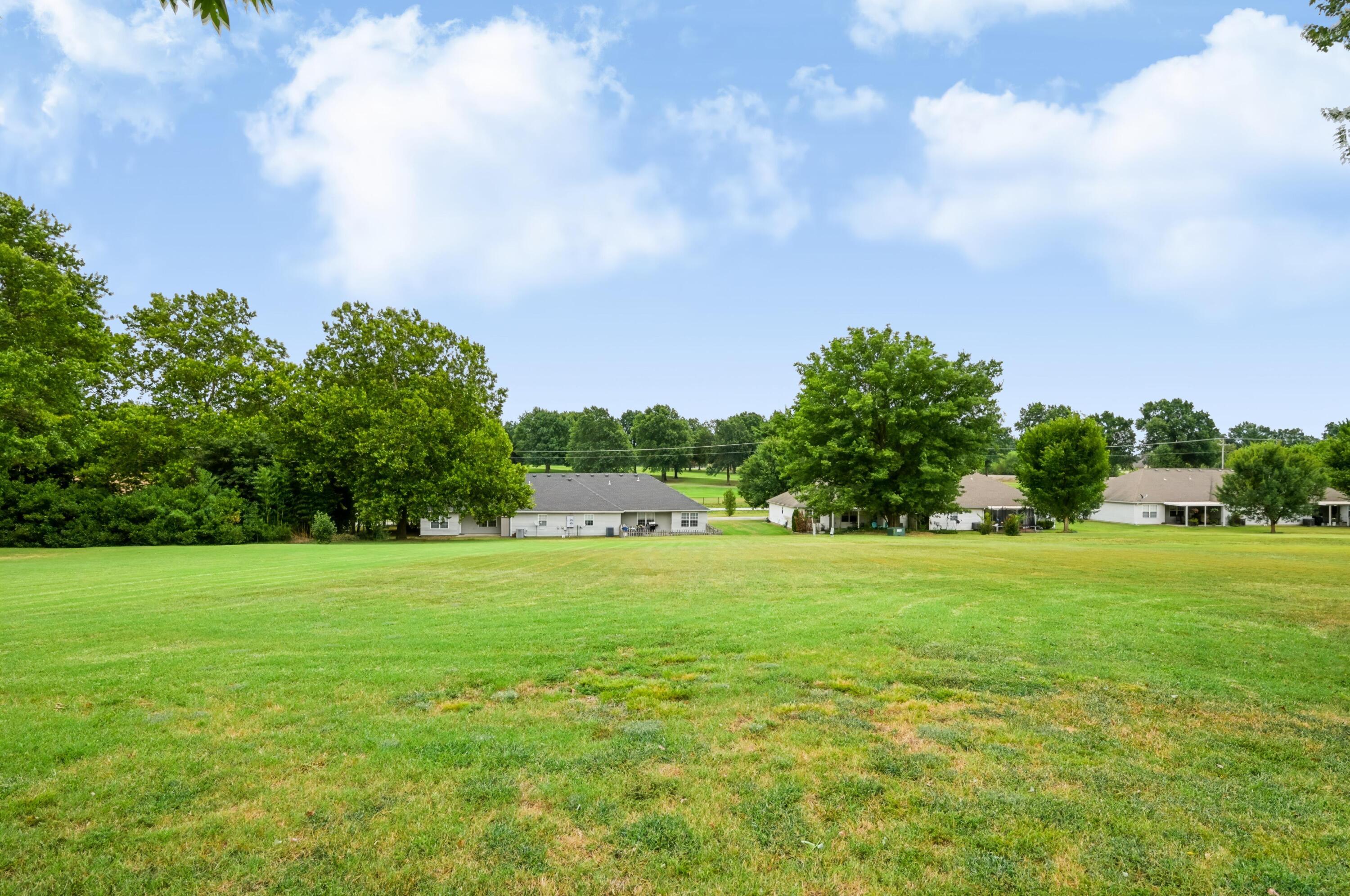 2219 Twin Hills Drive Property Photo 37