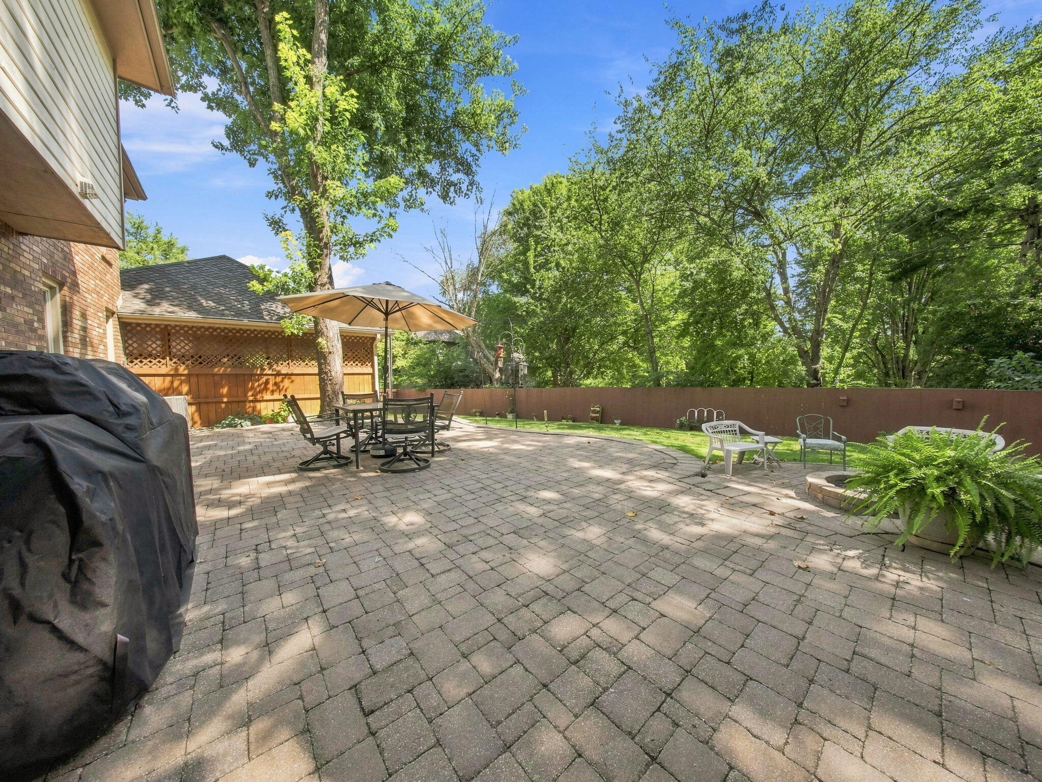 862 West Kingsway Drive Property Photo 66