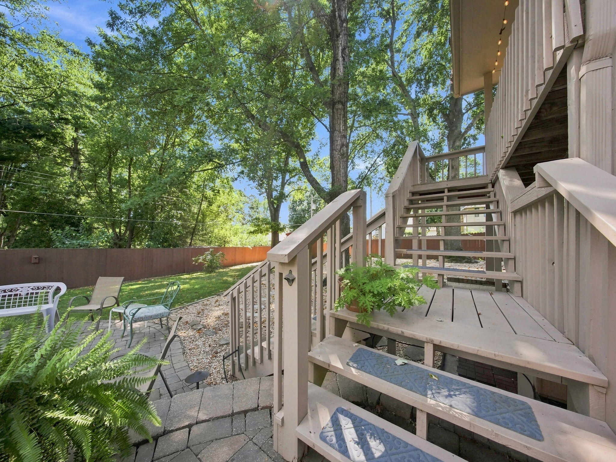 862 West Kingsway Drive Property Photo 72