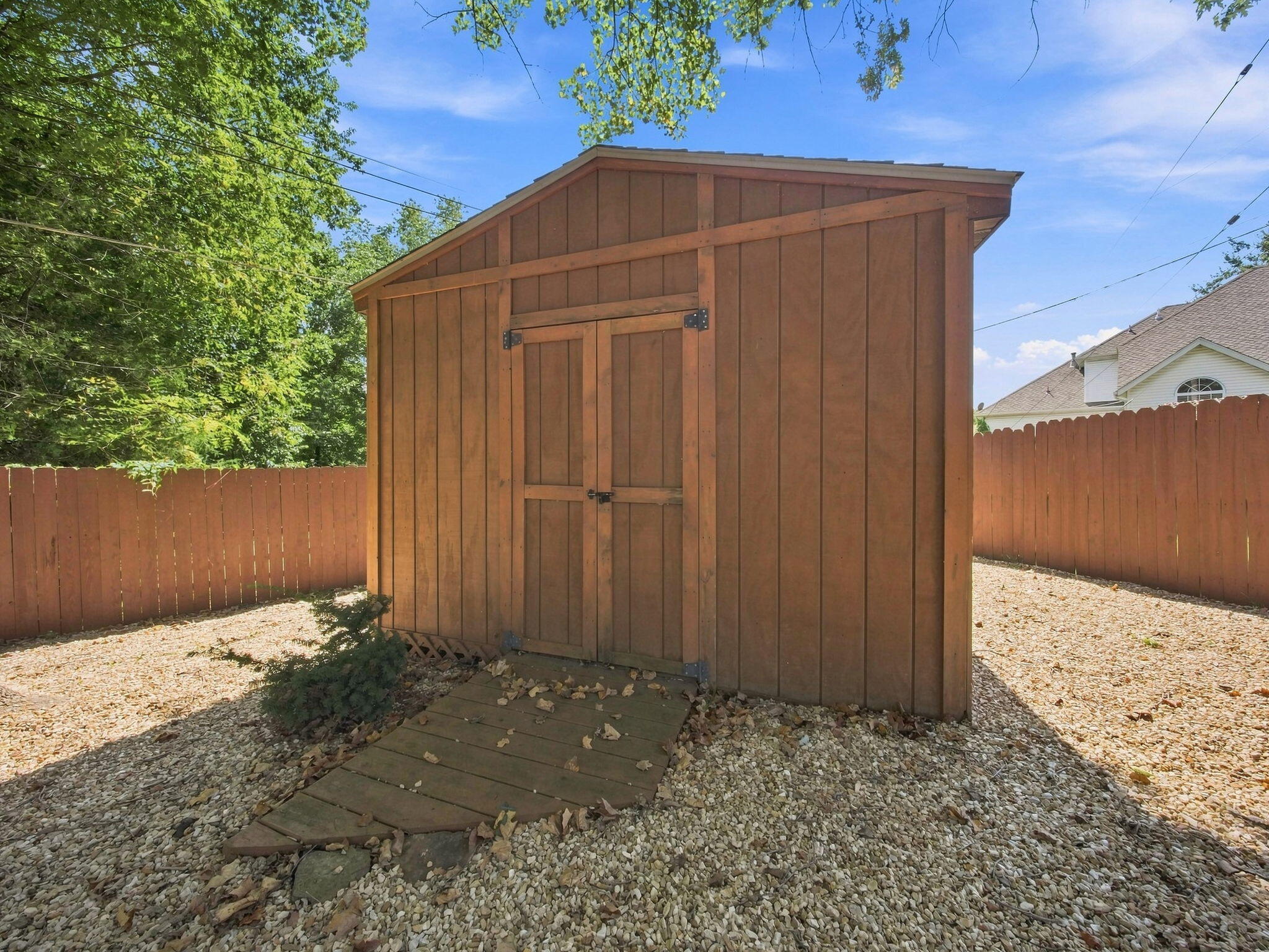 862 West Kingsway Drive Property Photo 81