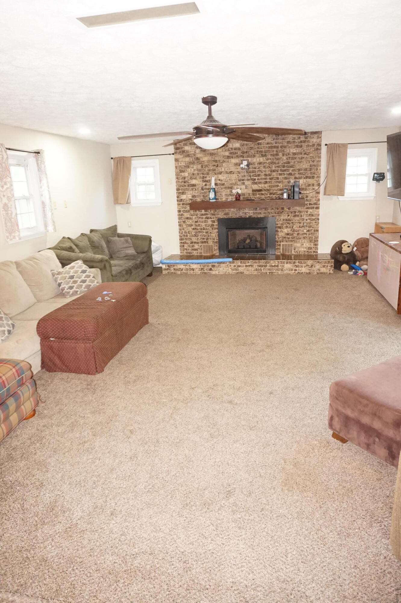 203 West King Drive Property Photo 20