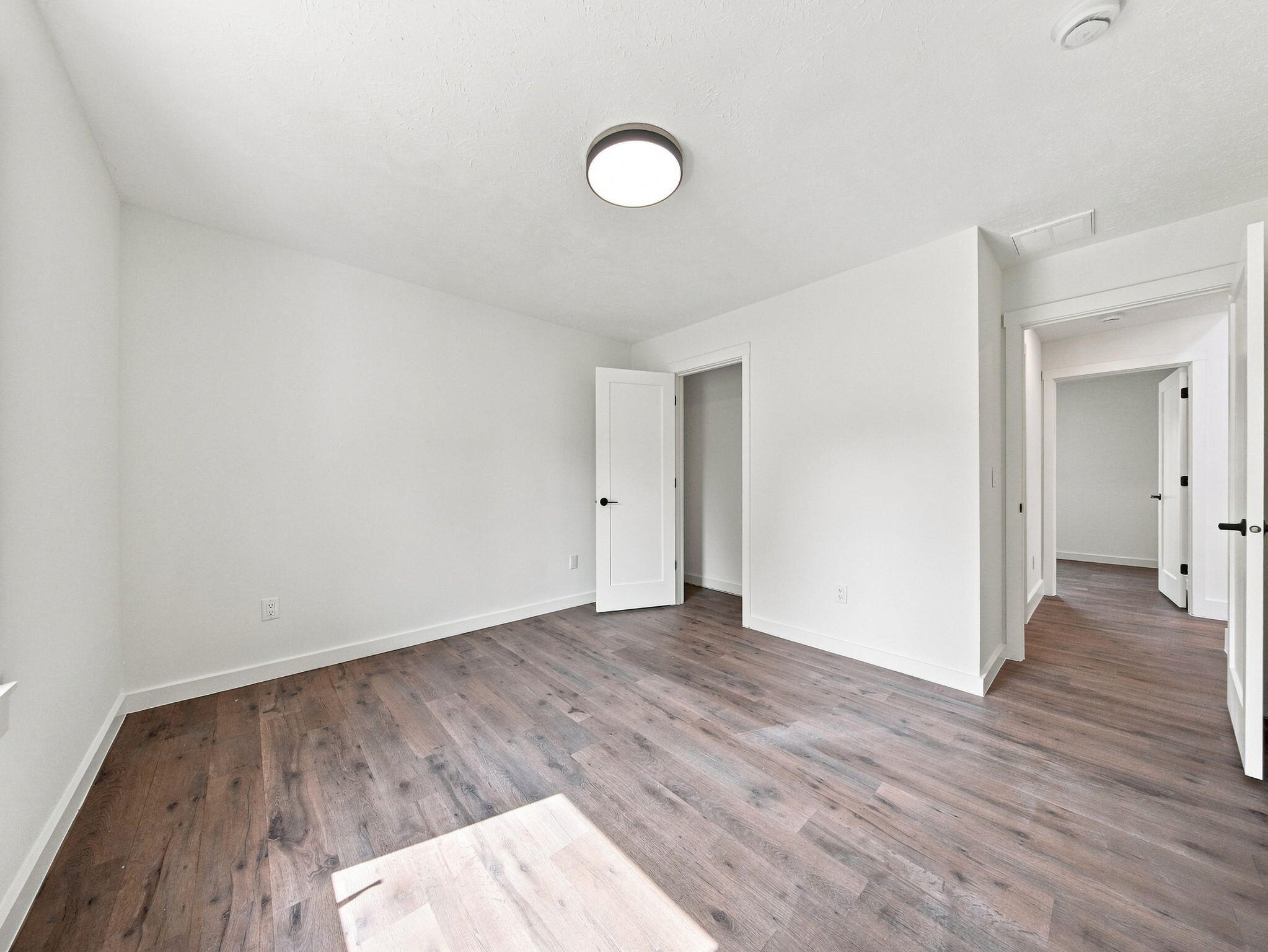 4397 South Hemlock Avenue Property Photo 38