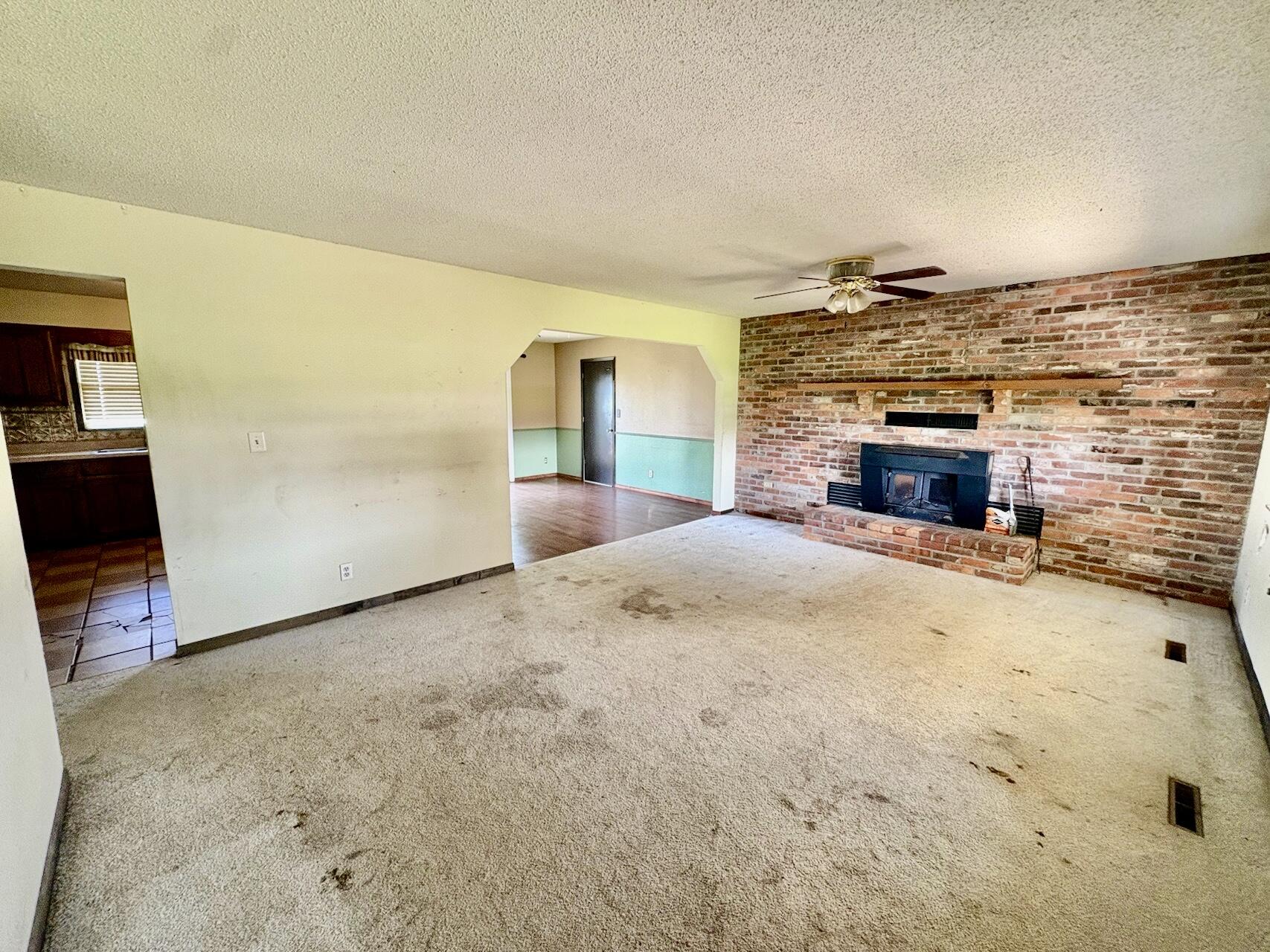 720 Meadow Lane Property Photo 7