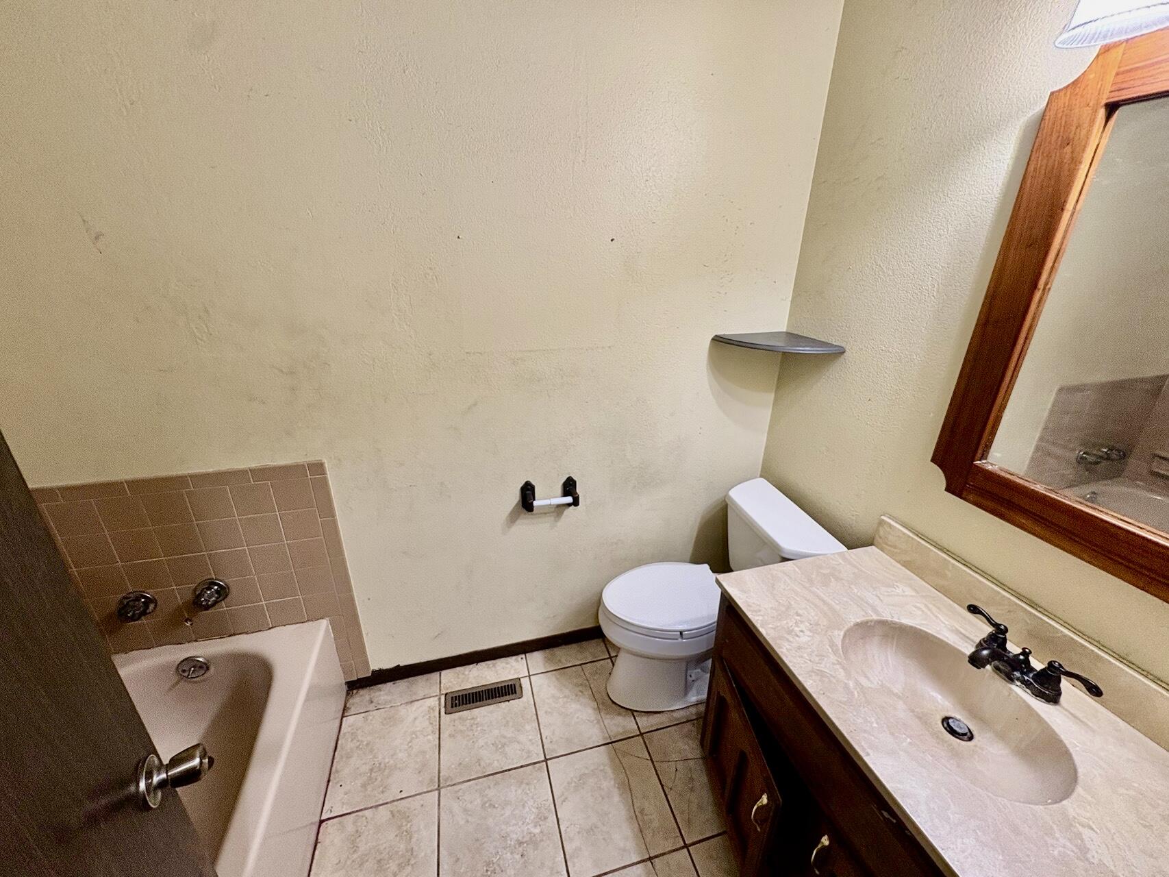 720 Meadow Lane Property Photo 11