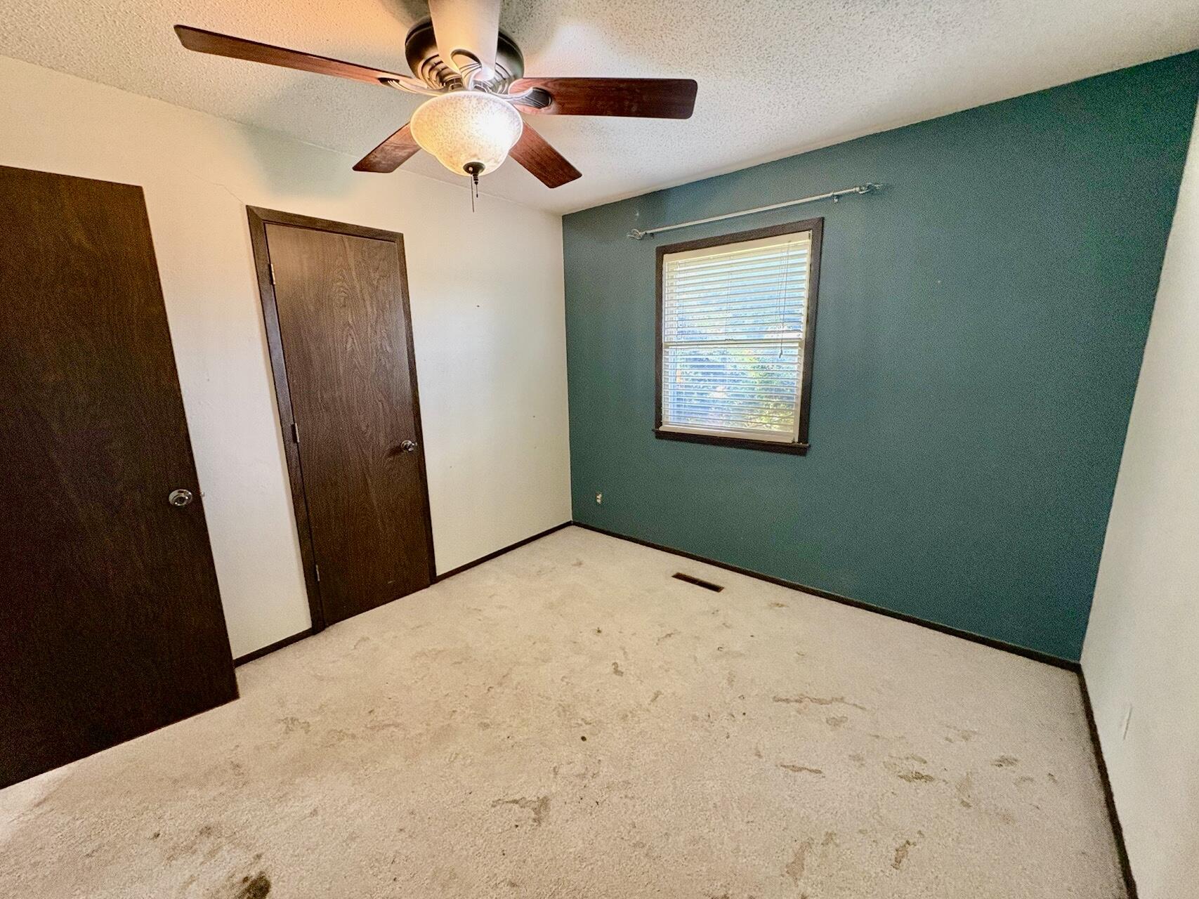 720 Meadow Lane Property Photo 12