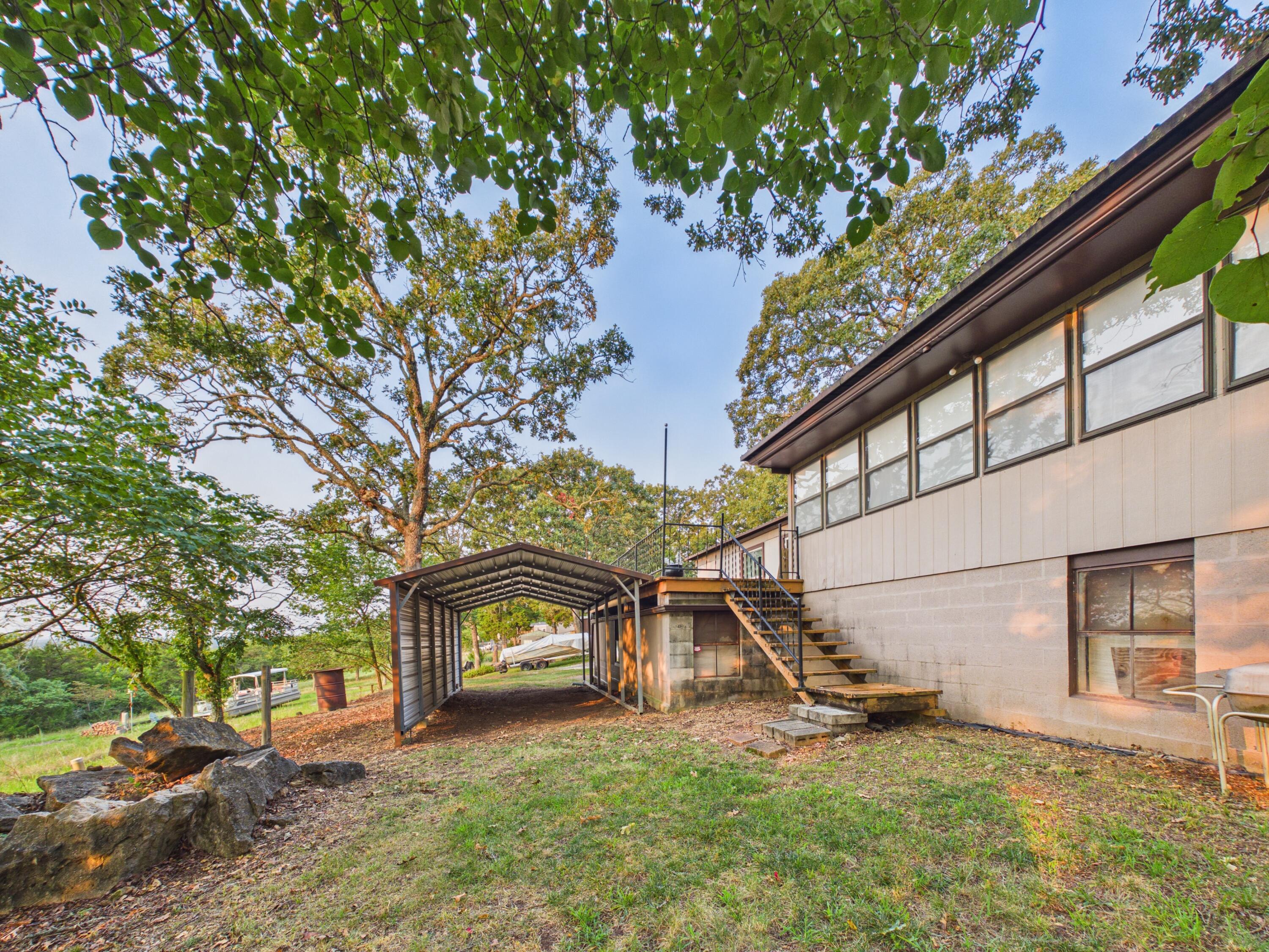 22565 County Road 203 Property Photo 6