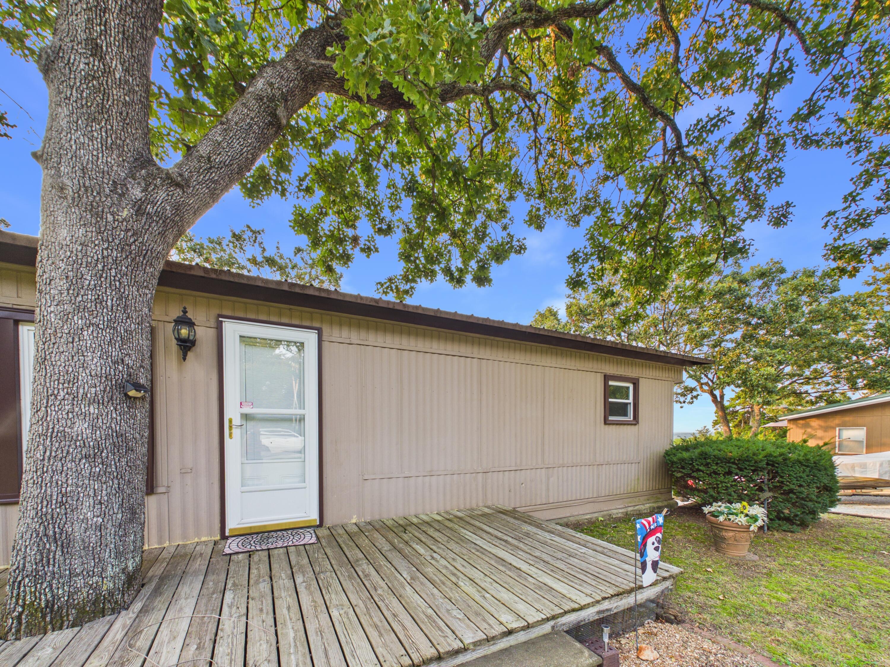 22565 County Road 203 Property Photo 16