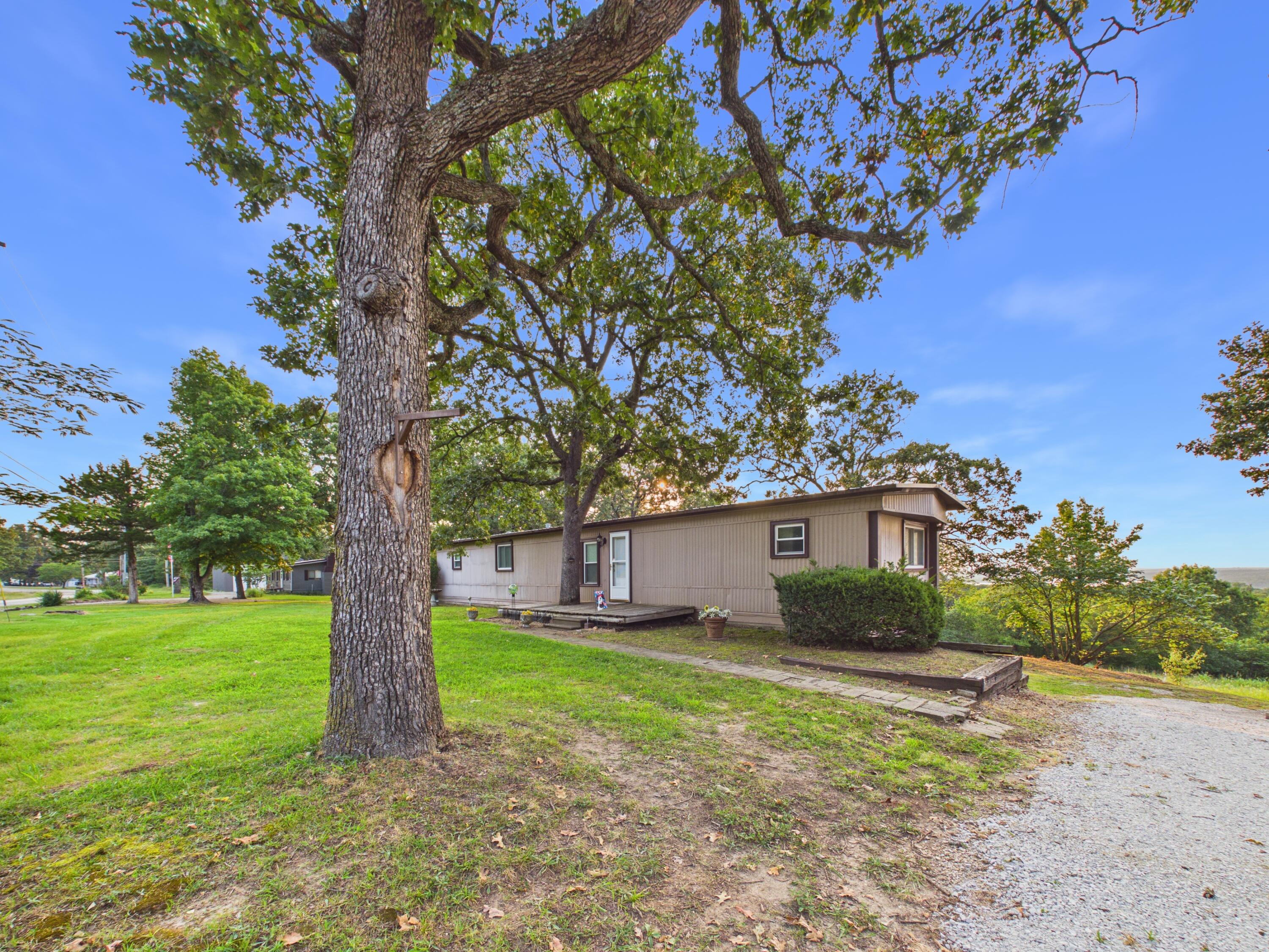 22565 County Road 203 Property Photo 17