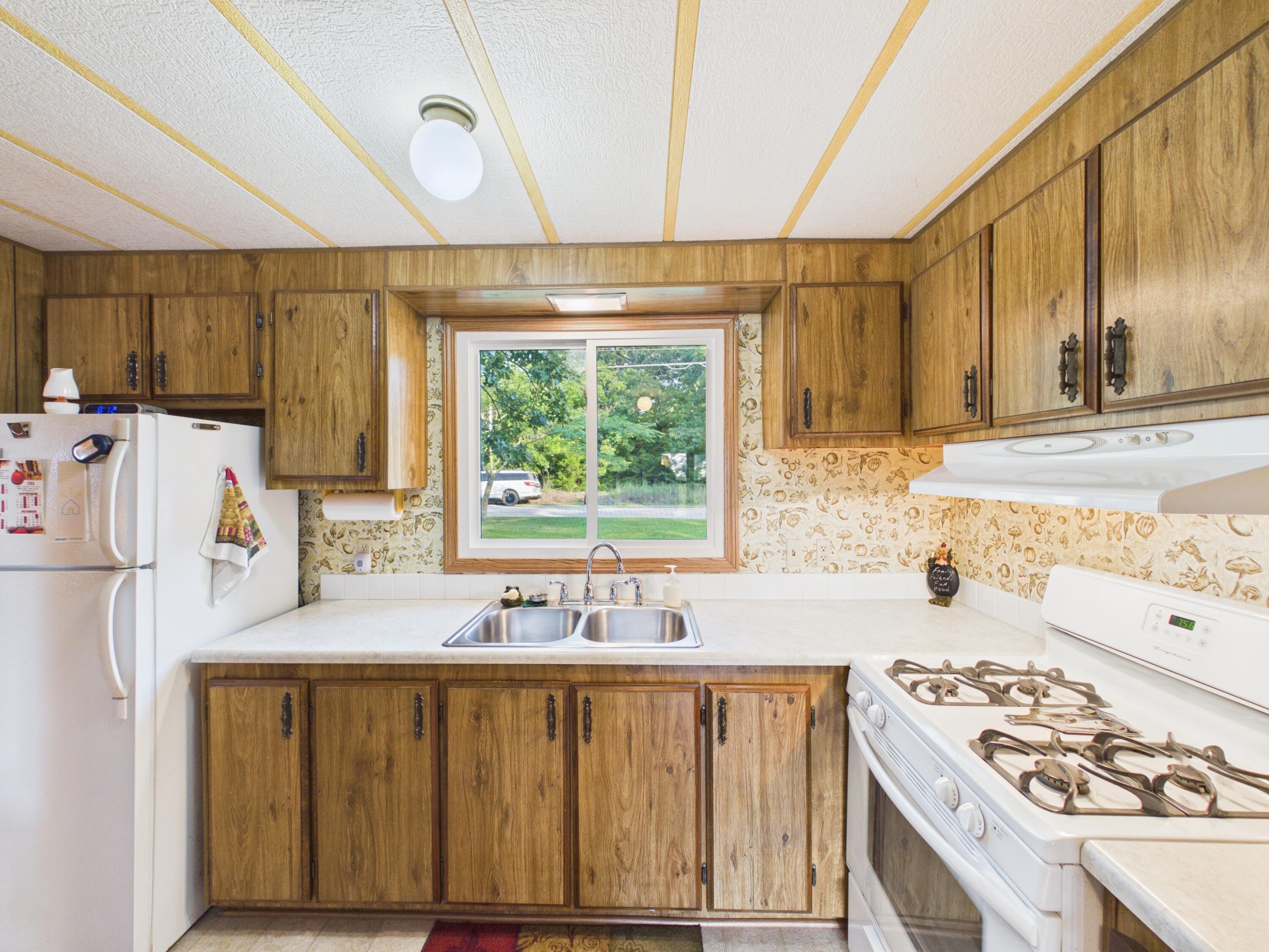 22565 County Road 203 Property Photo 48