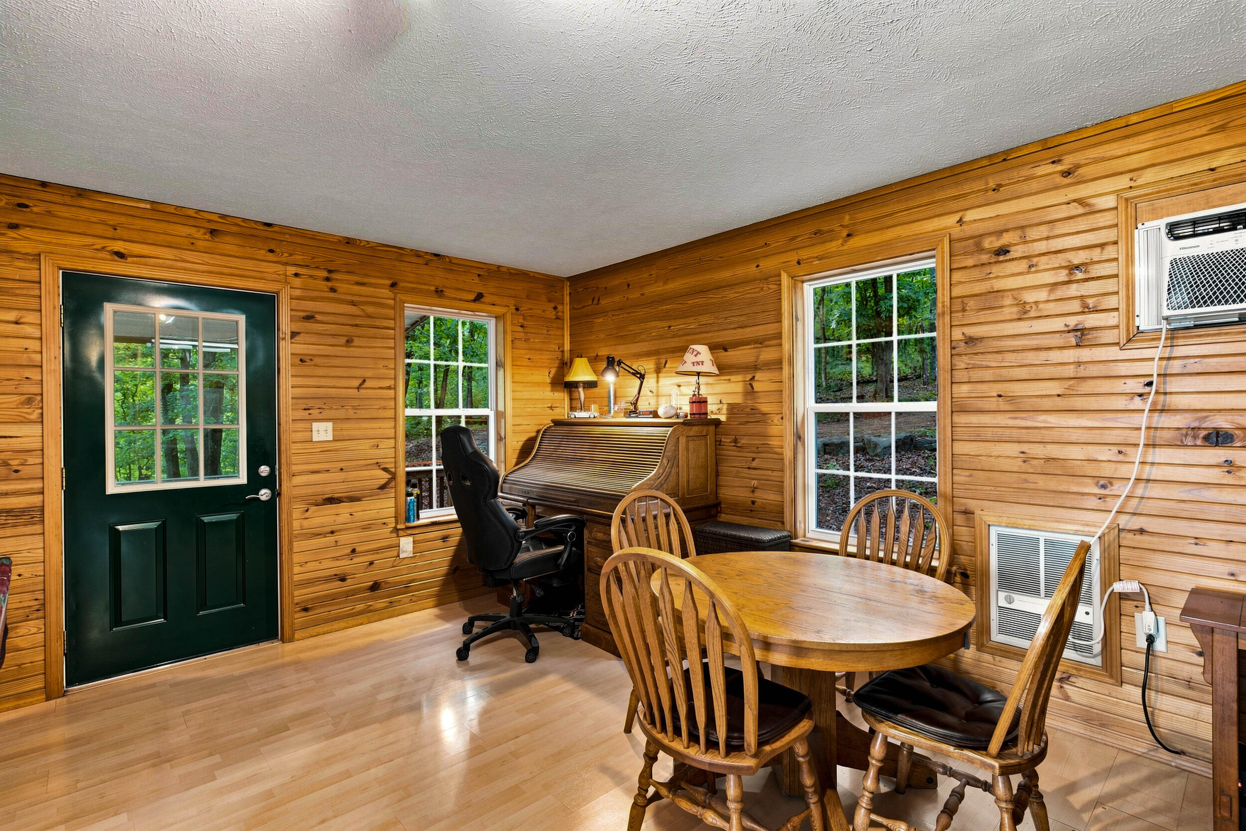 24709 Wolfe Road Property Photo 8
