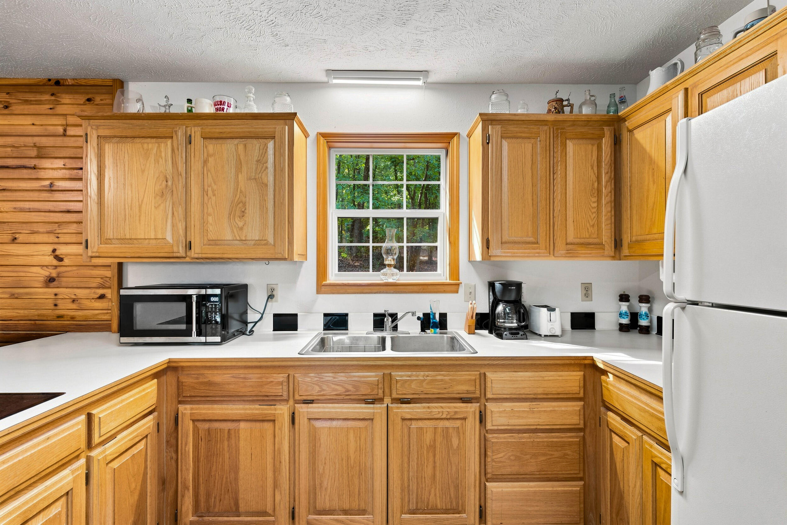 24709 Wolfe Road Property Photo 14