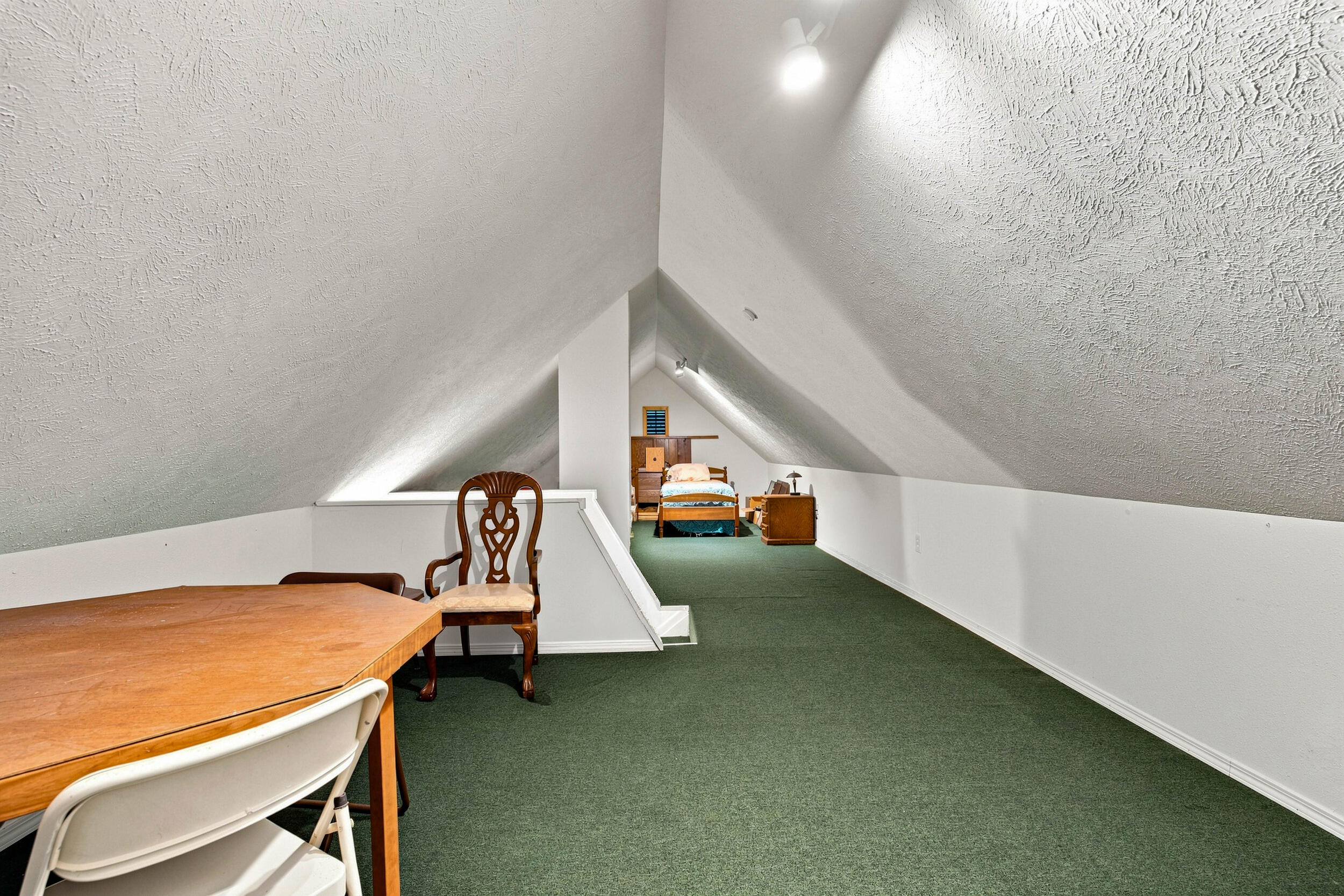 24709 Wolfe Road Property Photo 21