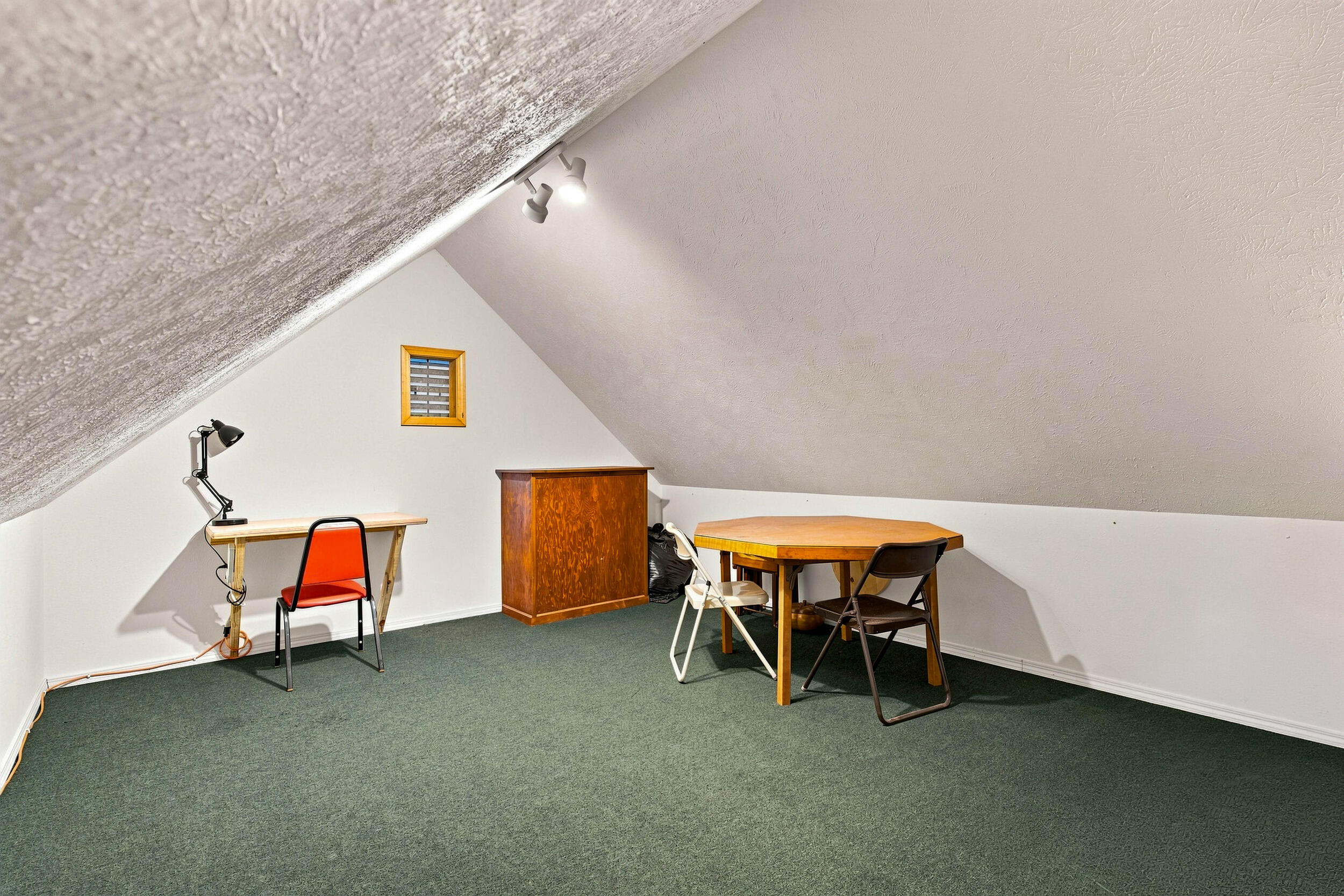 24709 Wolfe Road Property Photo 22