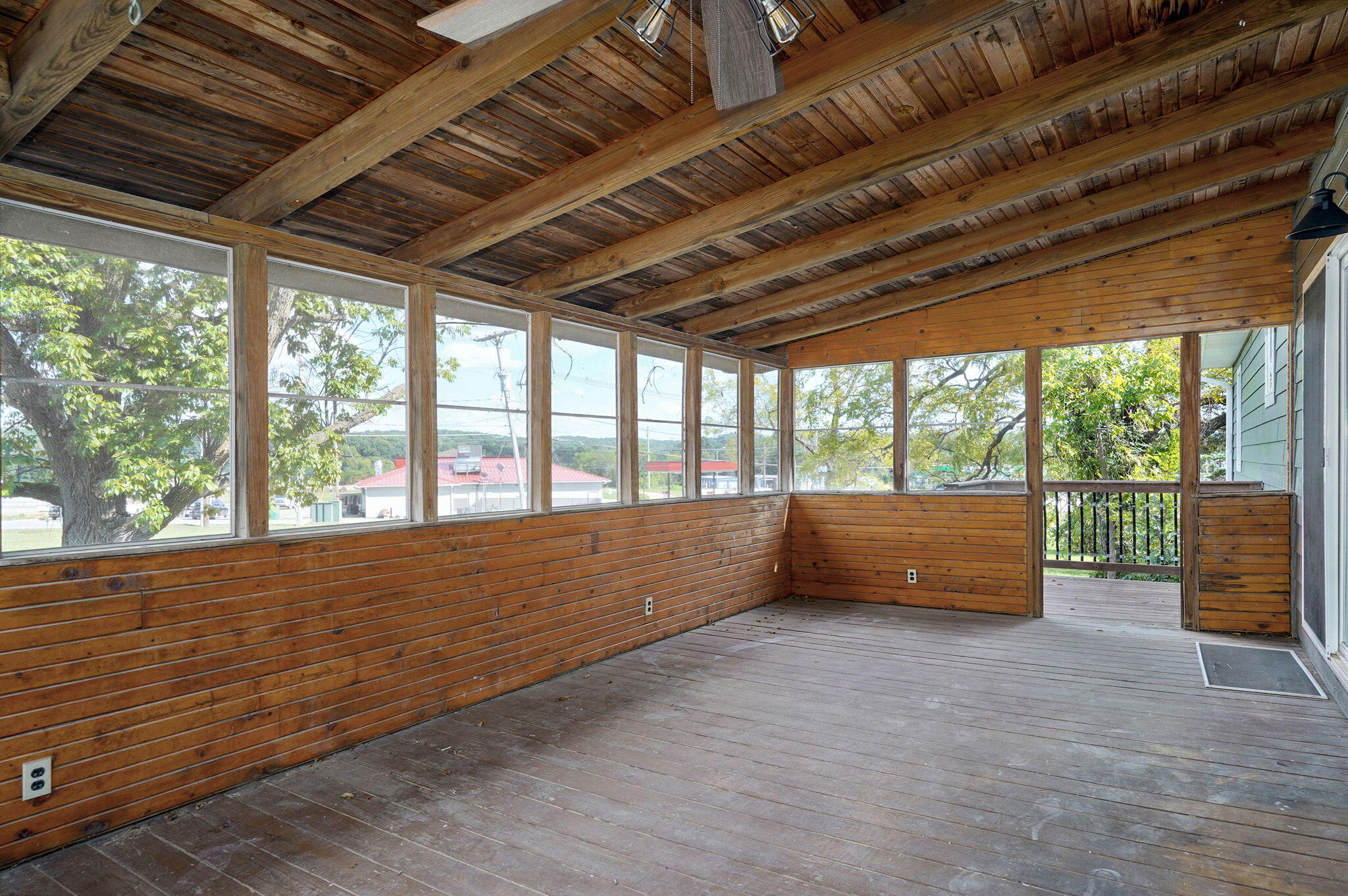 304 Summit Street Property Photo 28