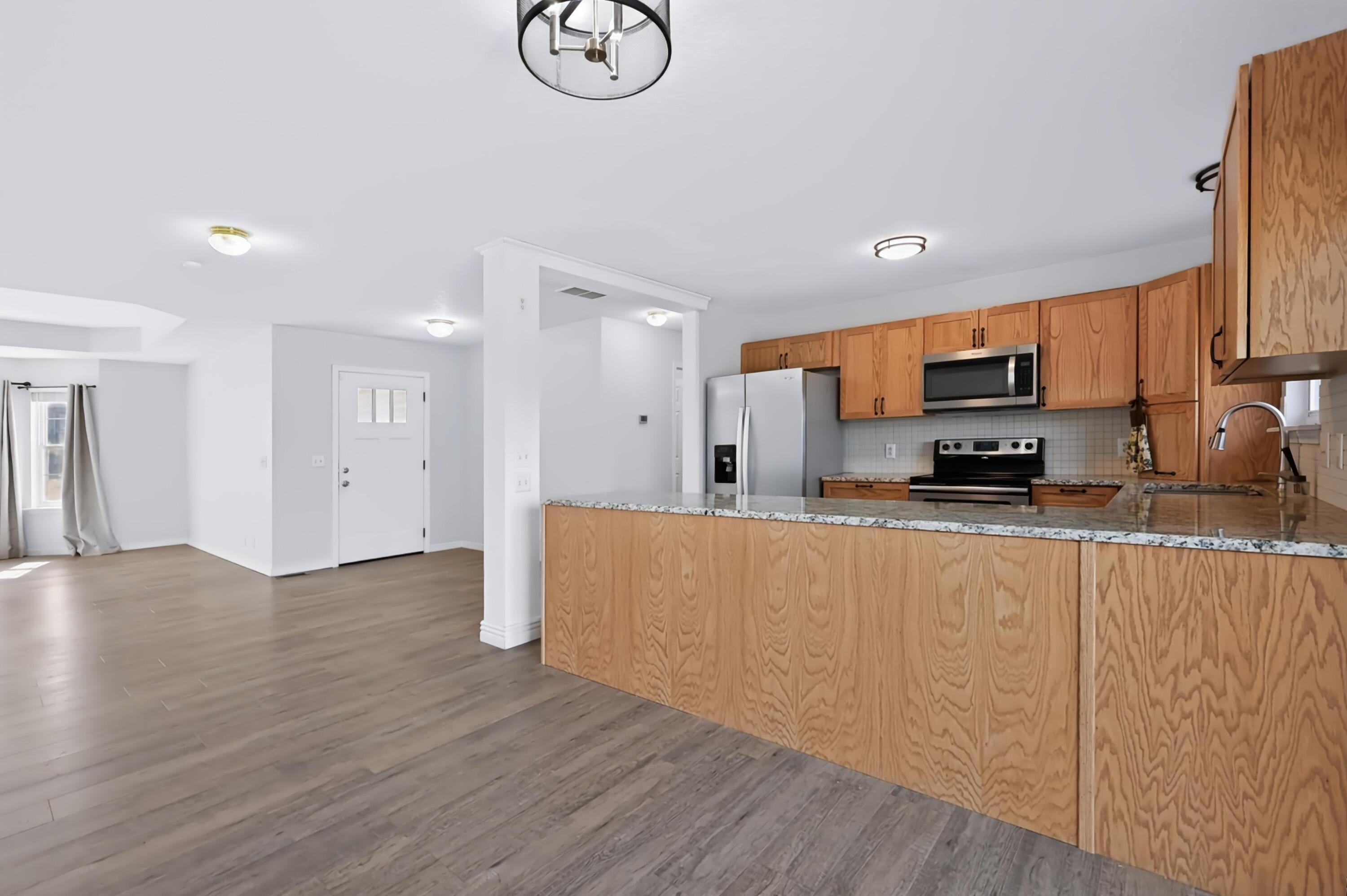 2724 North Missouri Avenue Property Photo 11