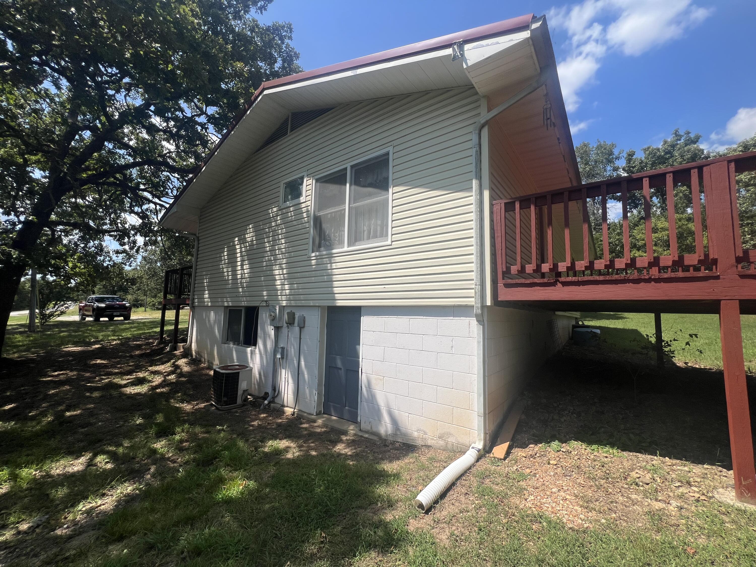 1737 State Highway M Property Photo 36