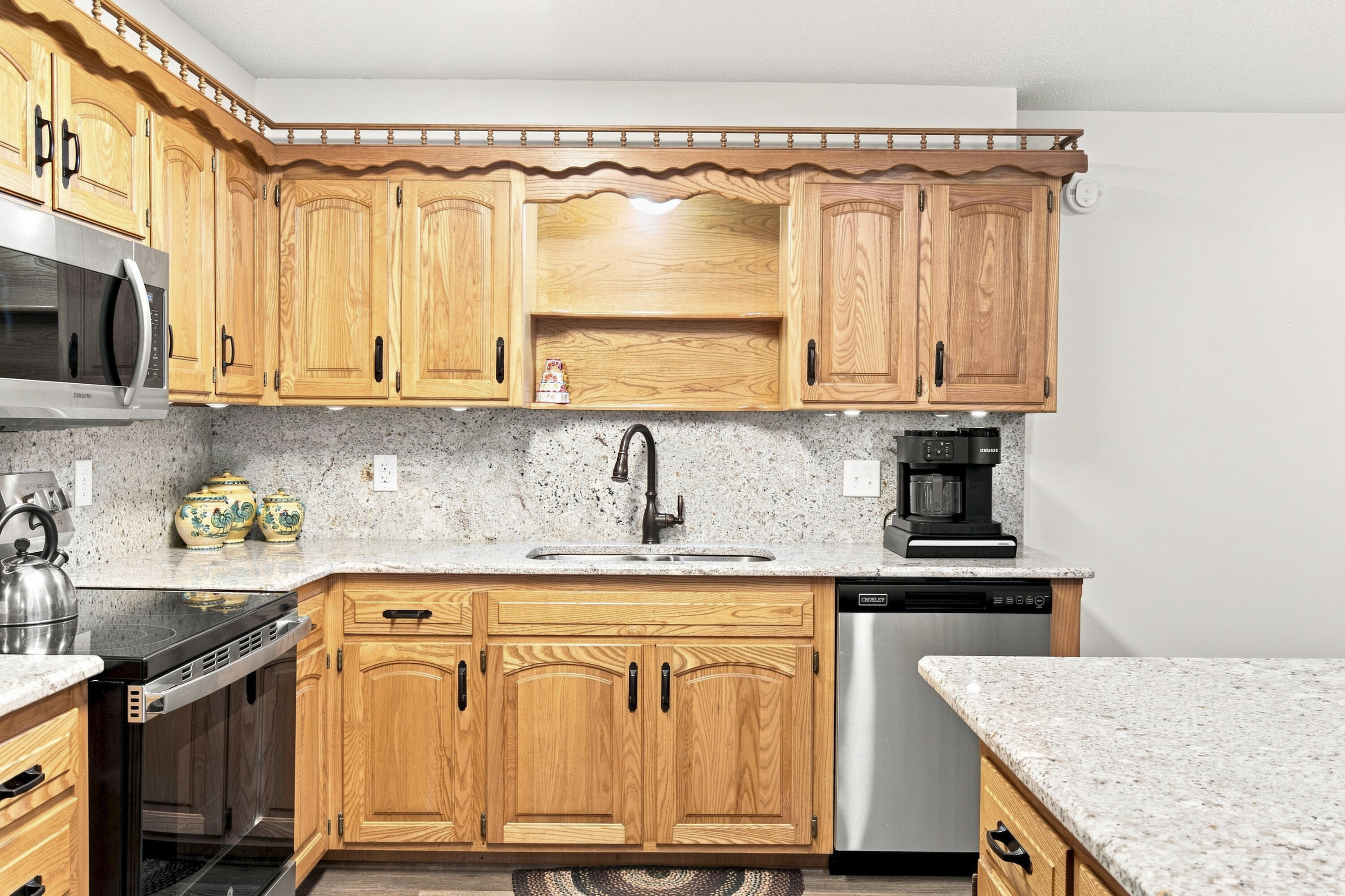 170 Wilshire Drive Unit 80 Property Photo 11