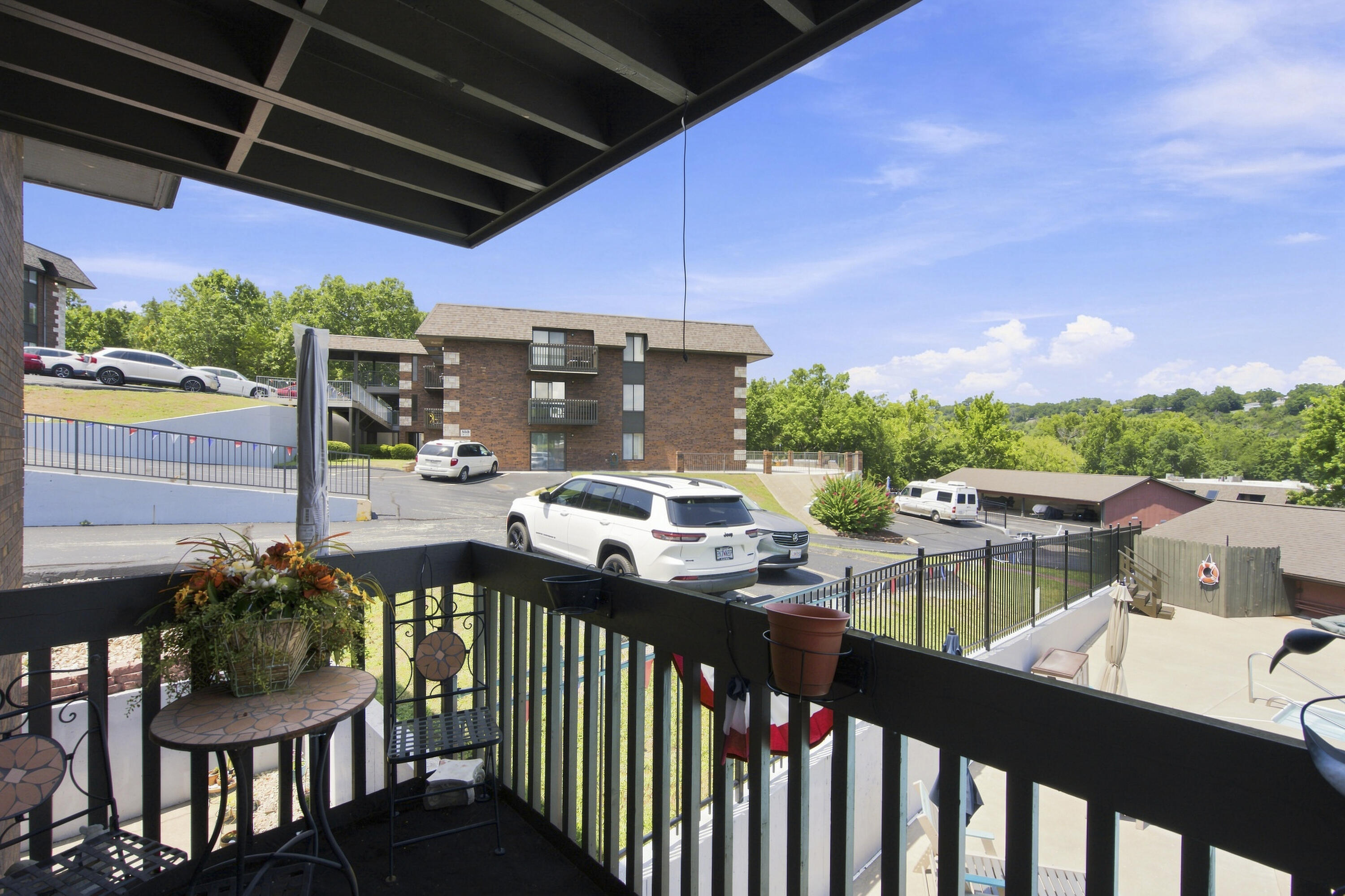 170 Wilshire Drive Unit 80 Property Photo 24