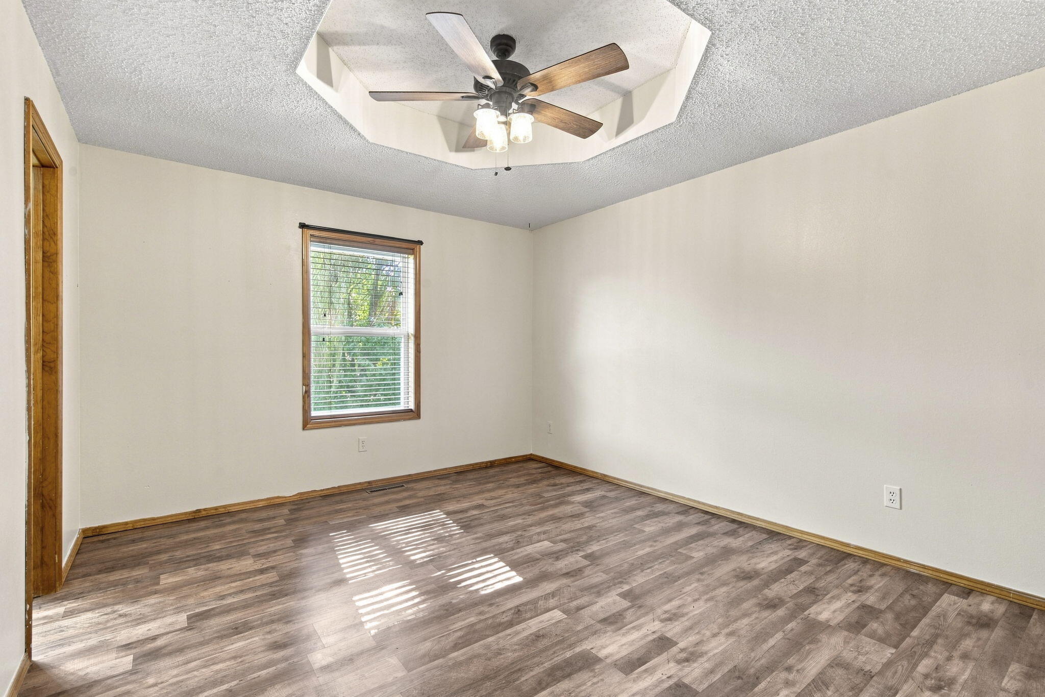 970 Creekside Place Property Photo 15