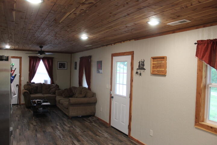 164 Hickory Drive Property Photo 5