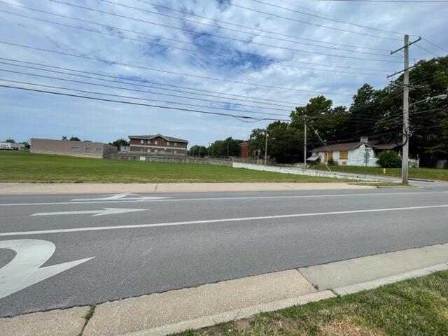 835 North Campbell Avenue Property Photo 4
