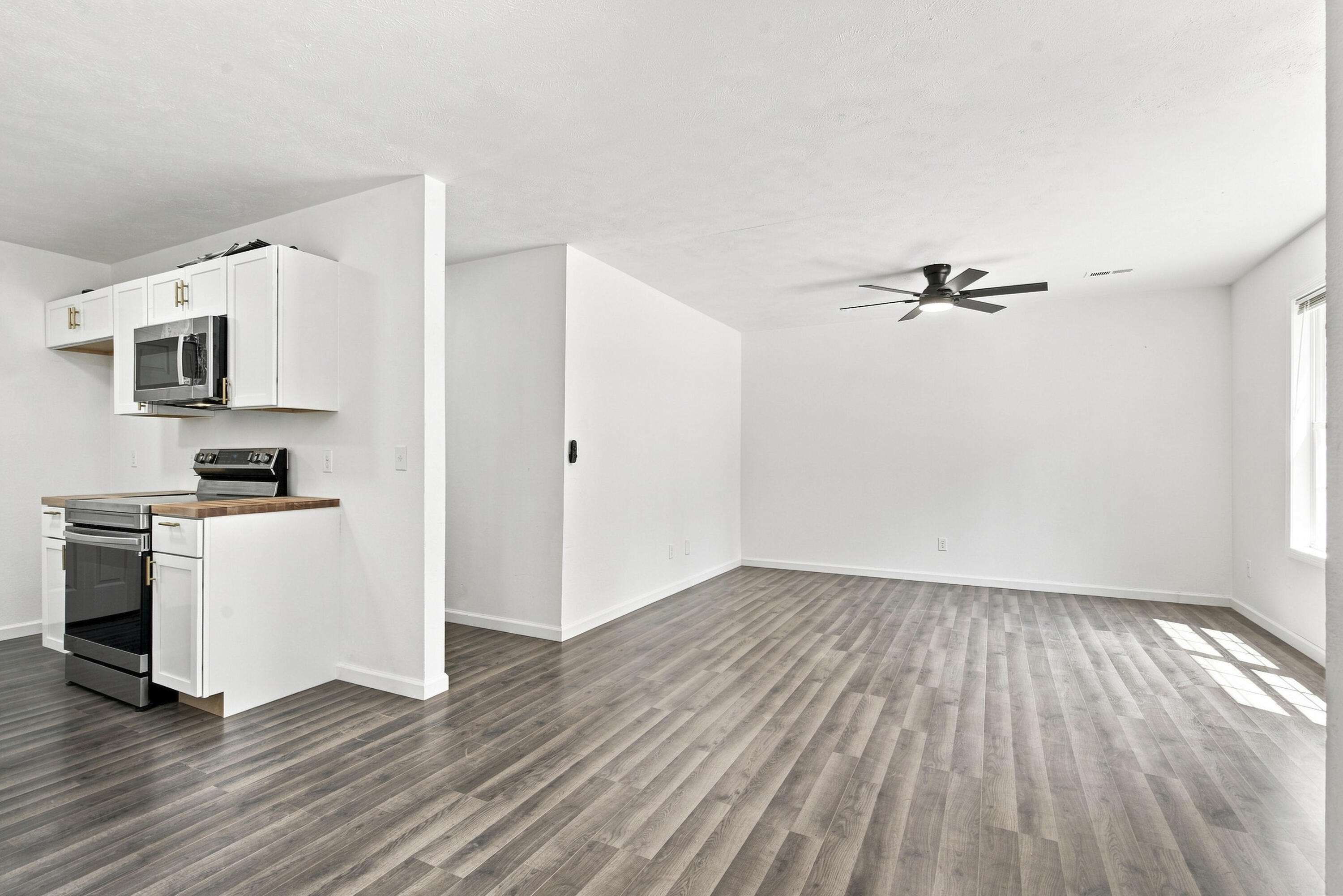 4003 Buckeye Road Property Photo 4