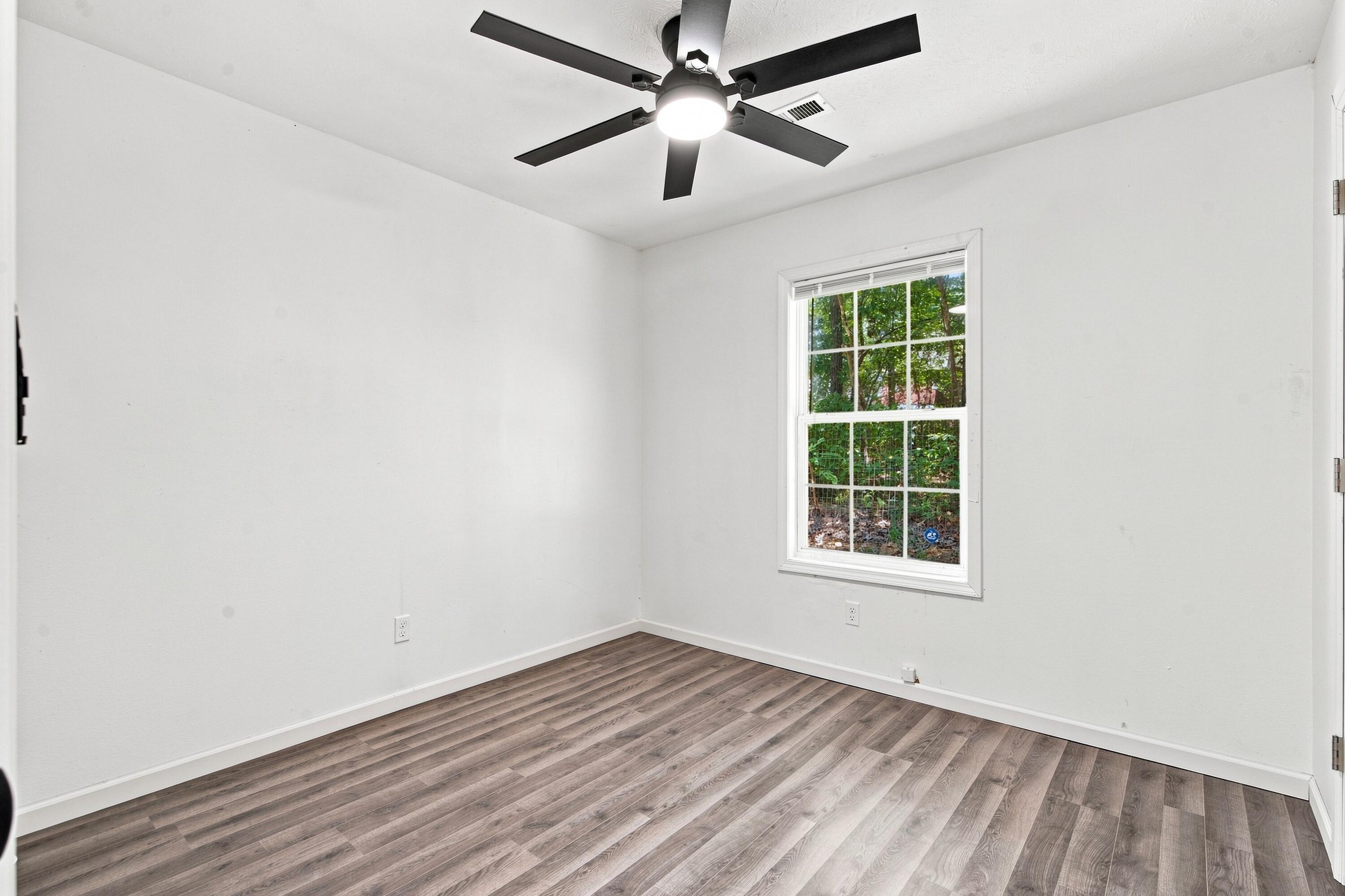 4003 Buckeye Road Property Photo 14