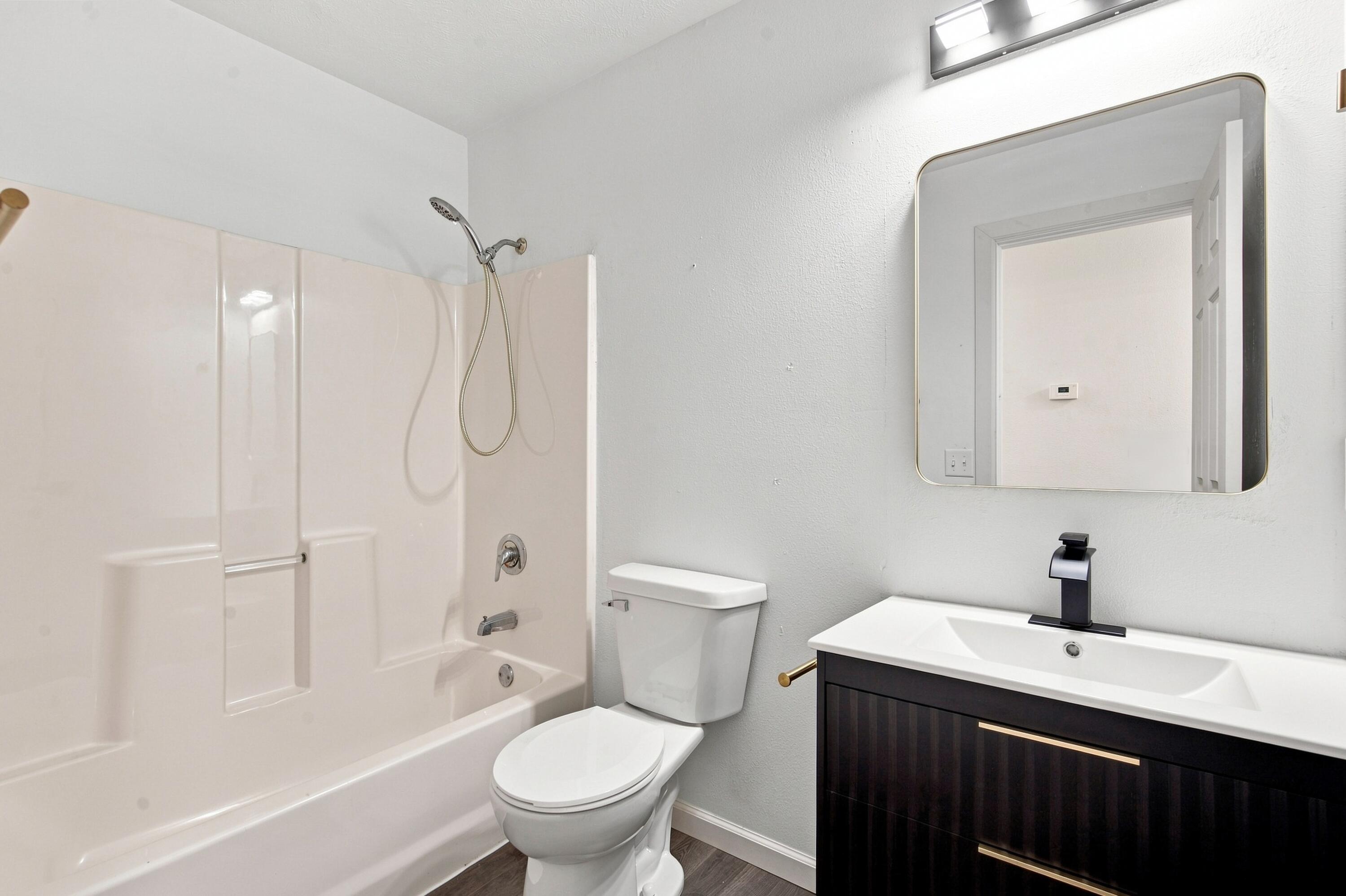 4003 Buckeye Road Property Photo 18