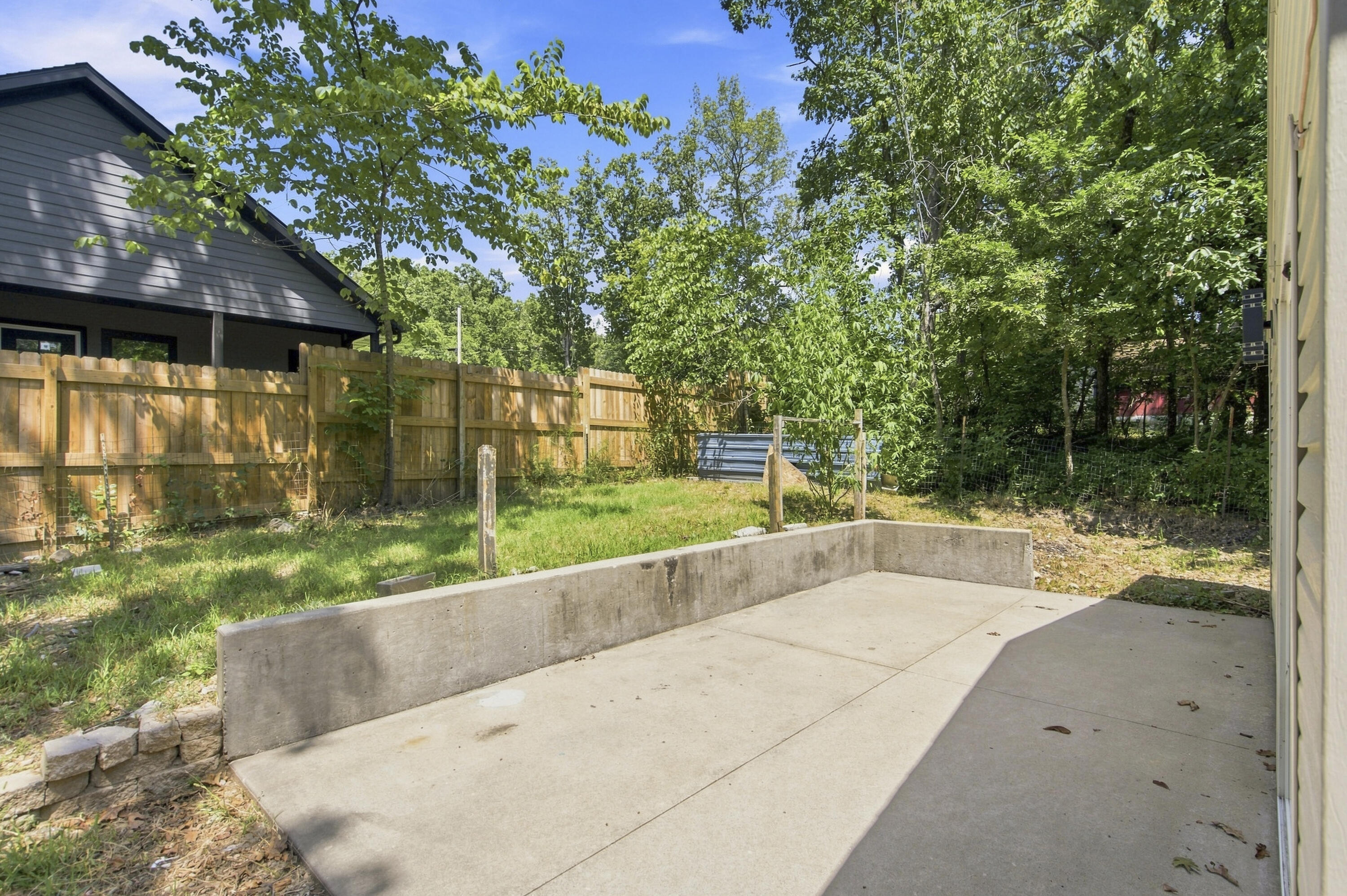 4003 Buckeye Road Property Photo 19